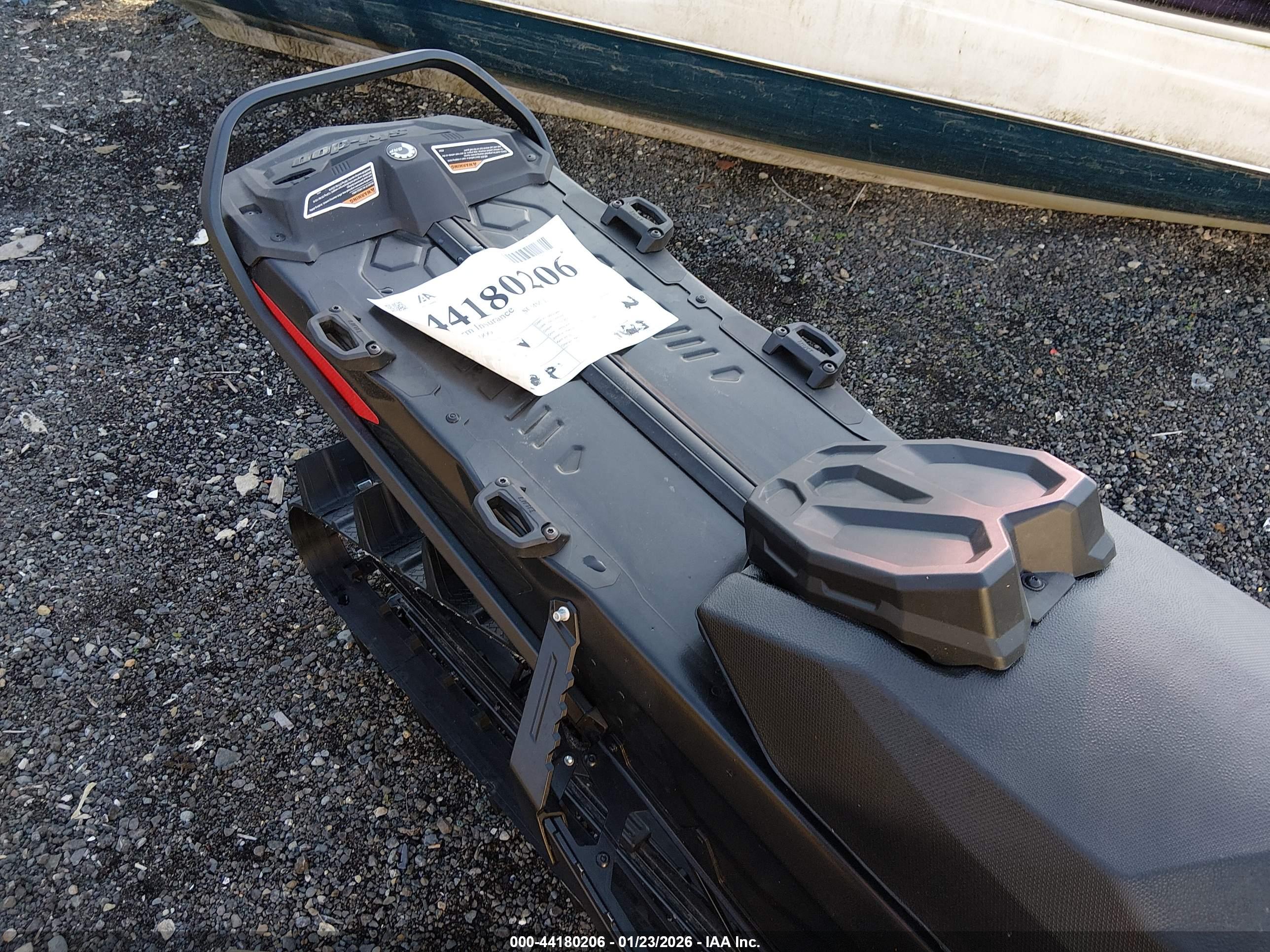 SKI-DOO SUMMIT image 8