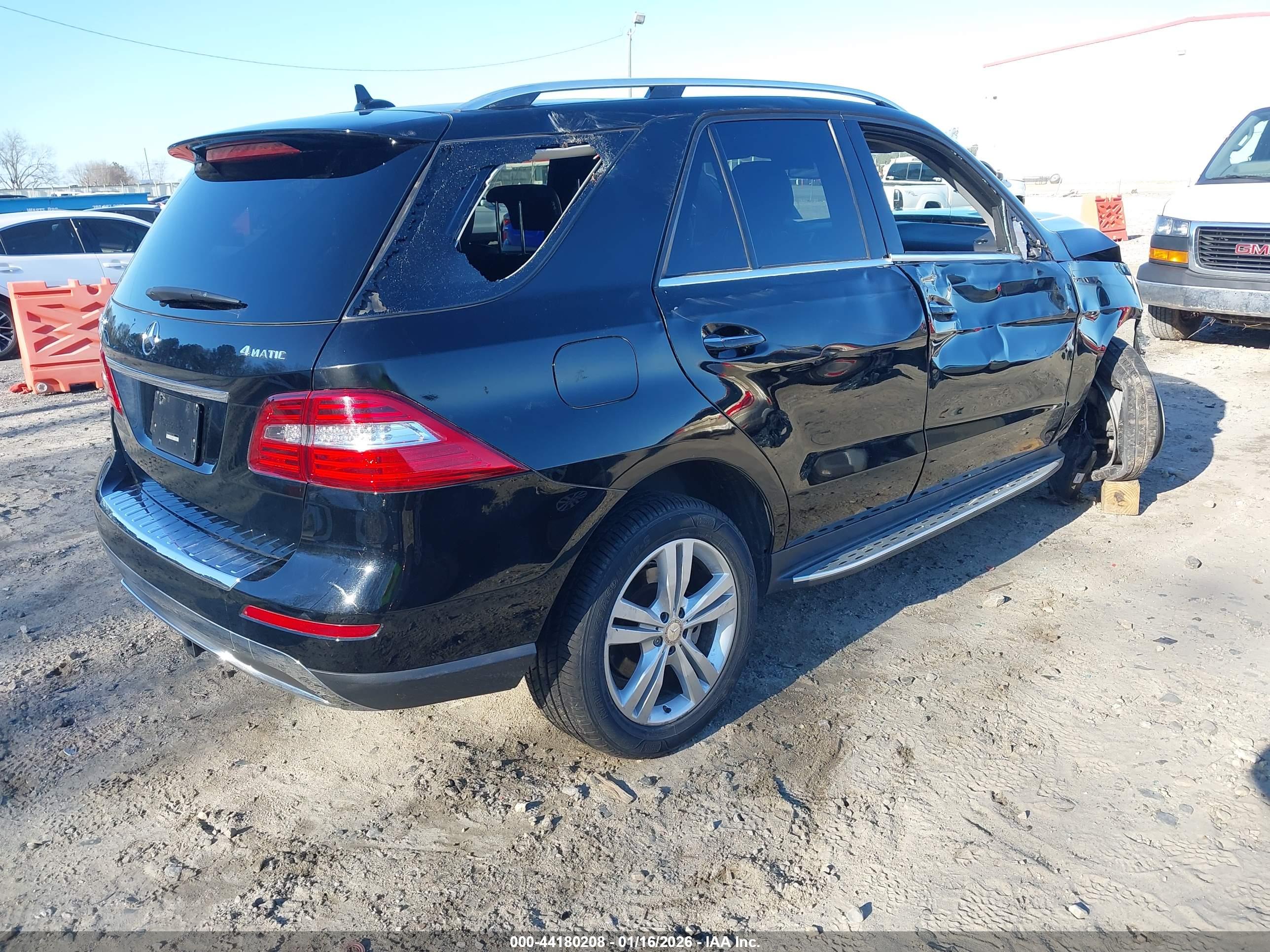 MERCEDES-BENZ ML image 4
