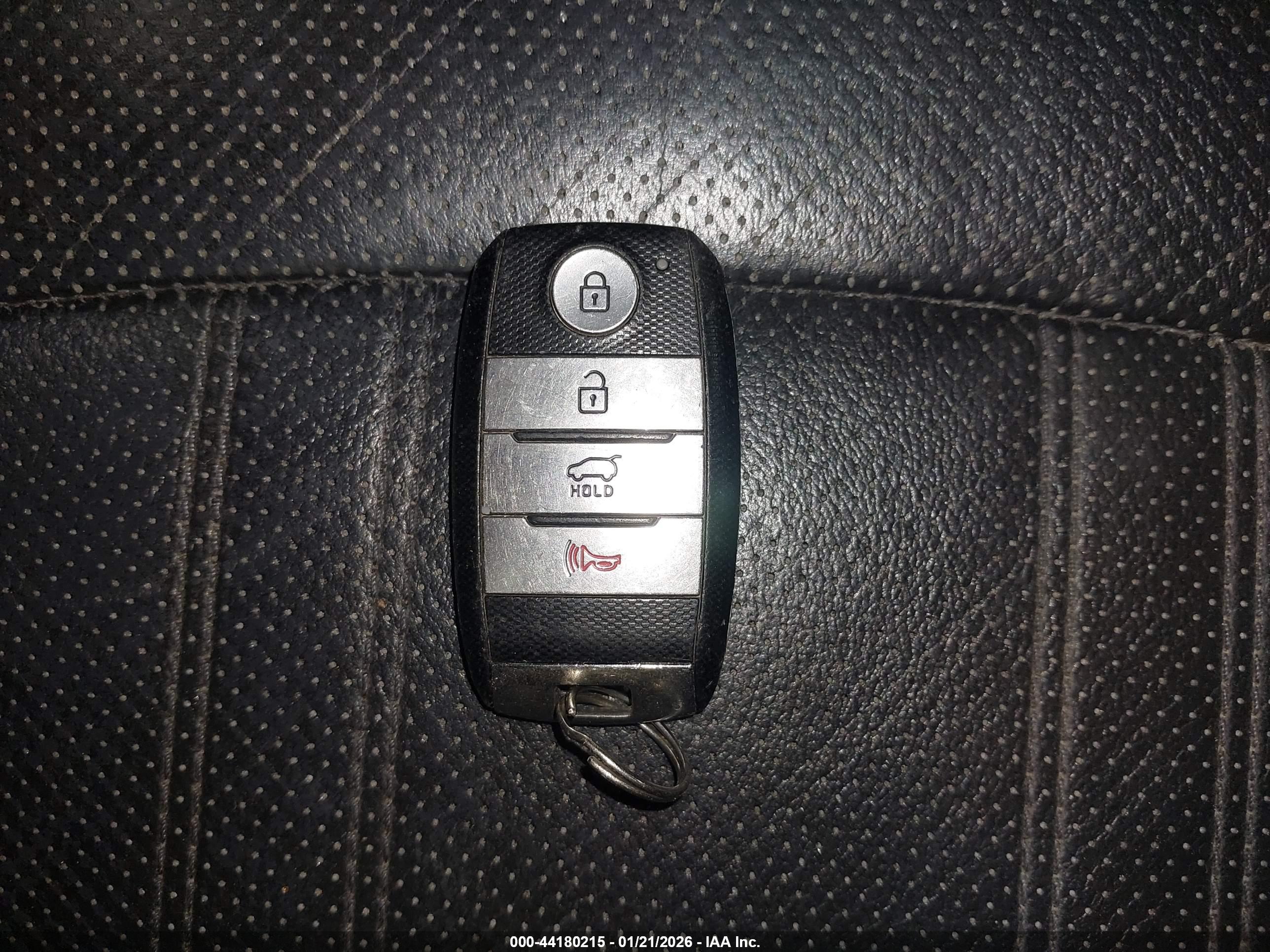 KIA SPORTAGE image 11