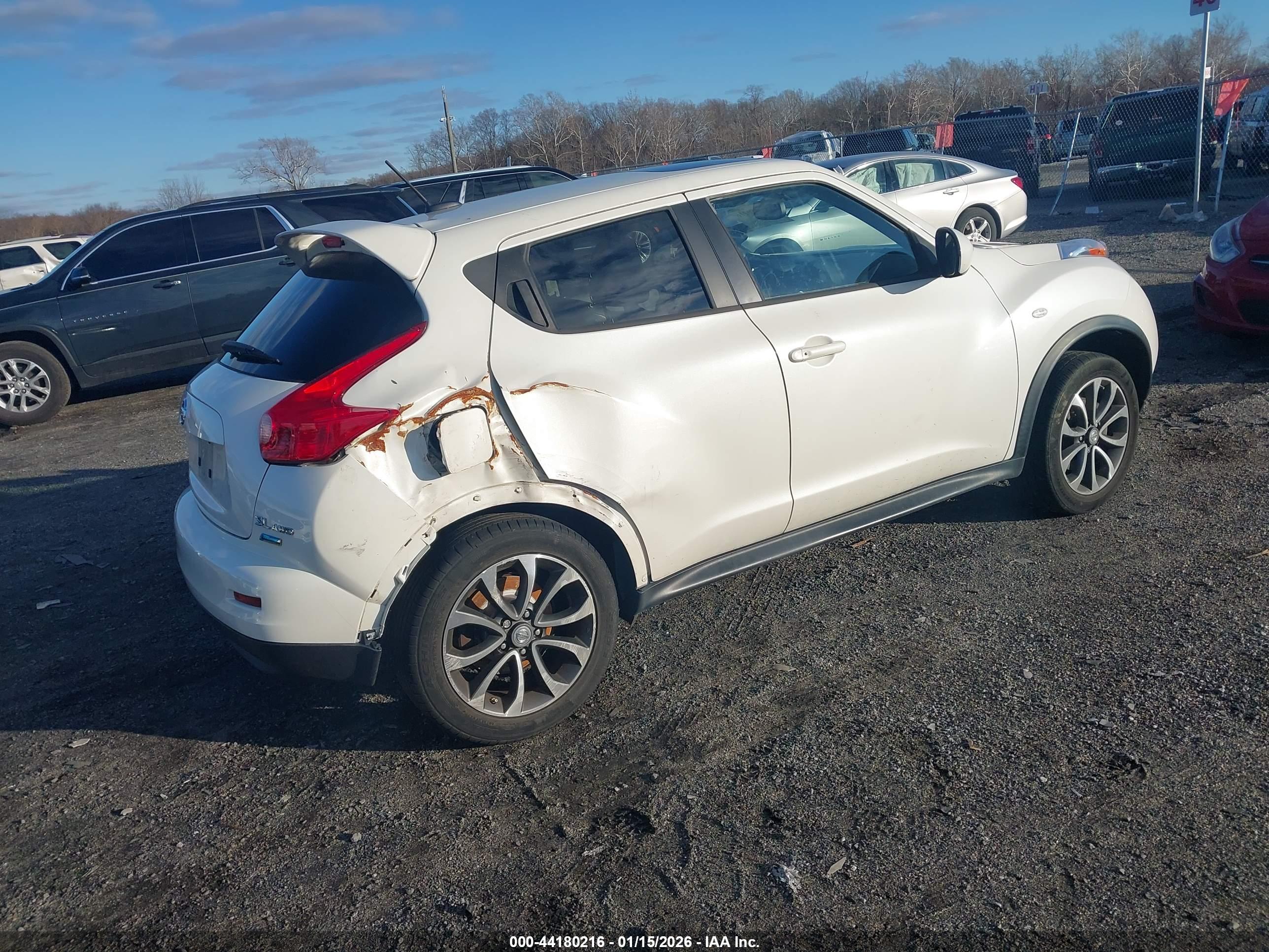 NISSAN JUKE image 4