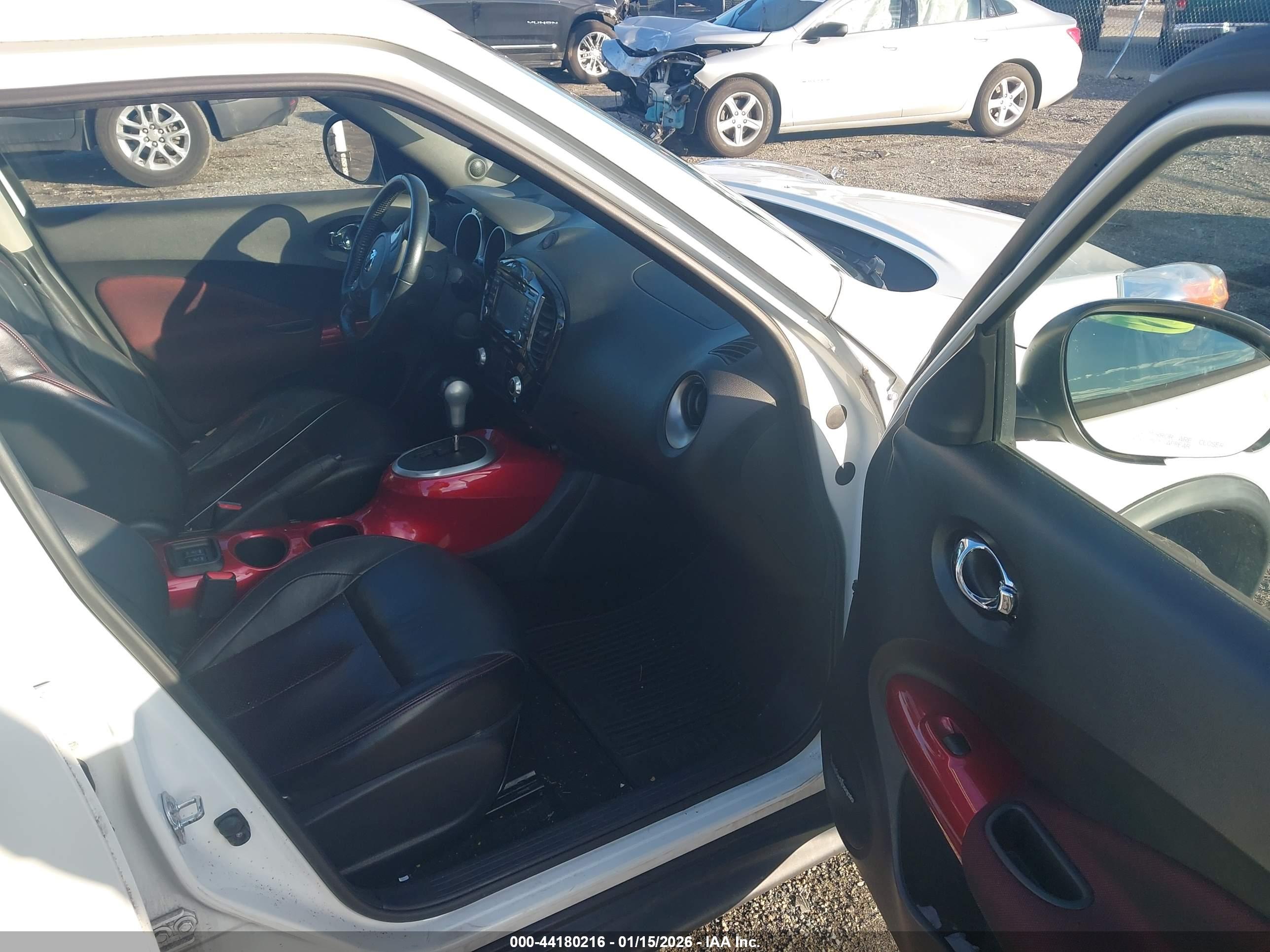 NISSAN JUKE image 5