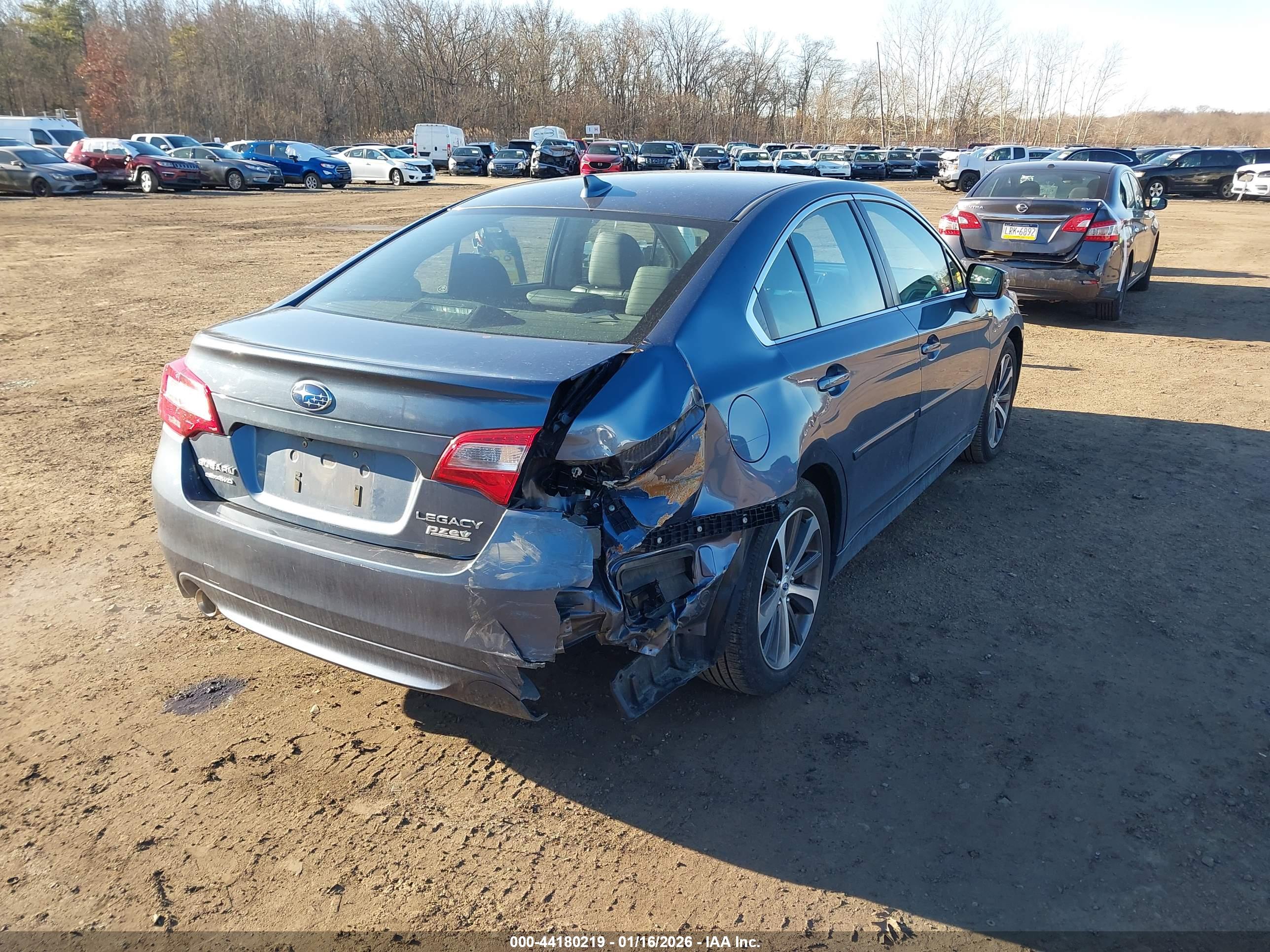 SUBARU LEGACY image 6