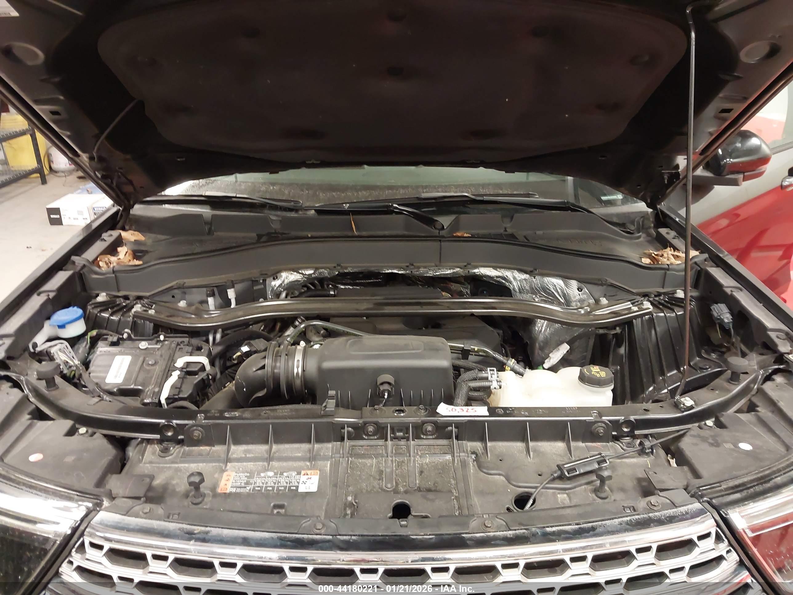 FORD EXPLORER image 10