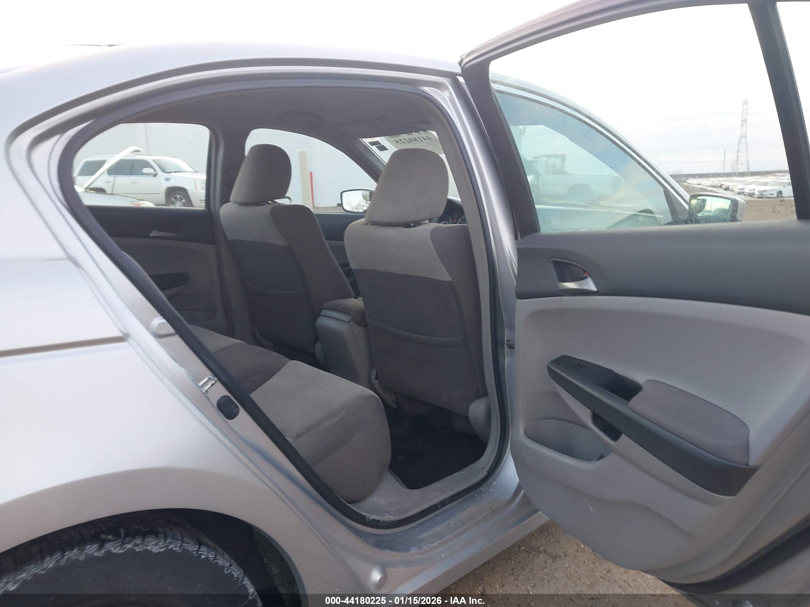 HONDA ACCORD image 8