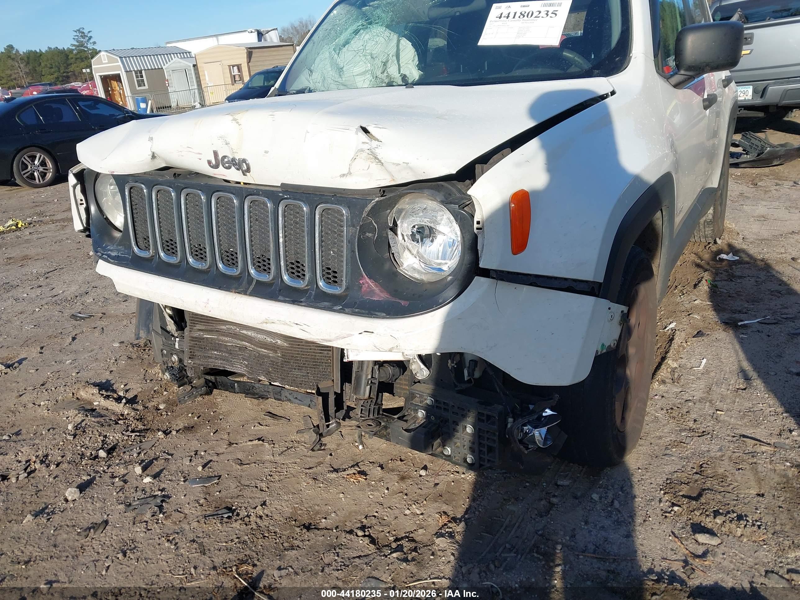 JEEP RENEGADE image 6