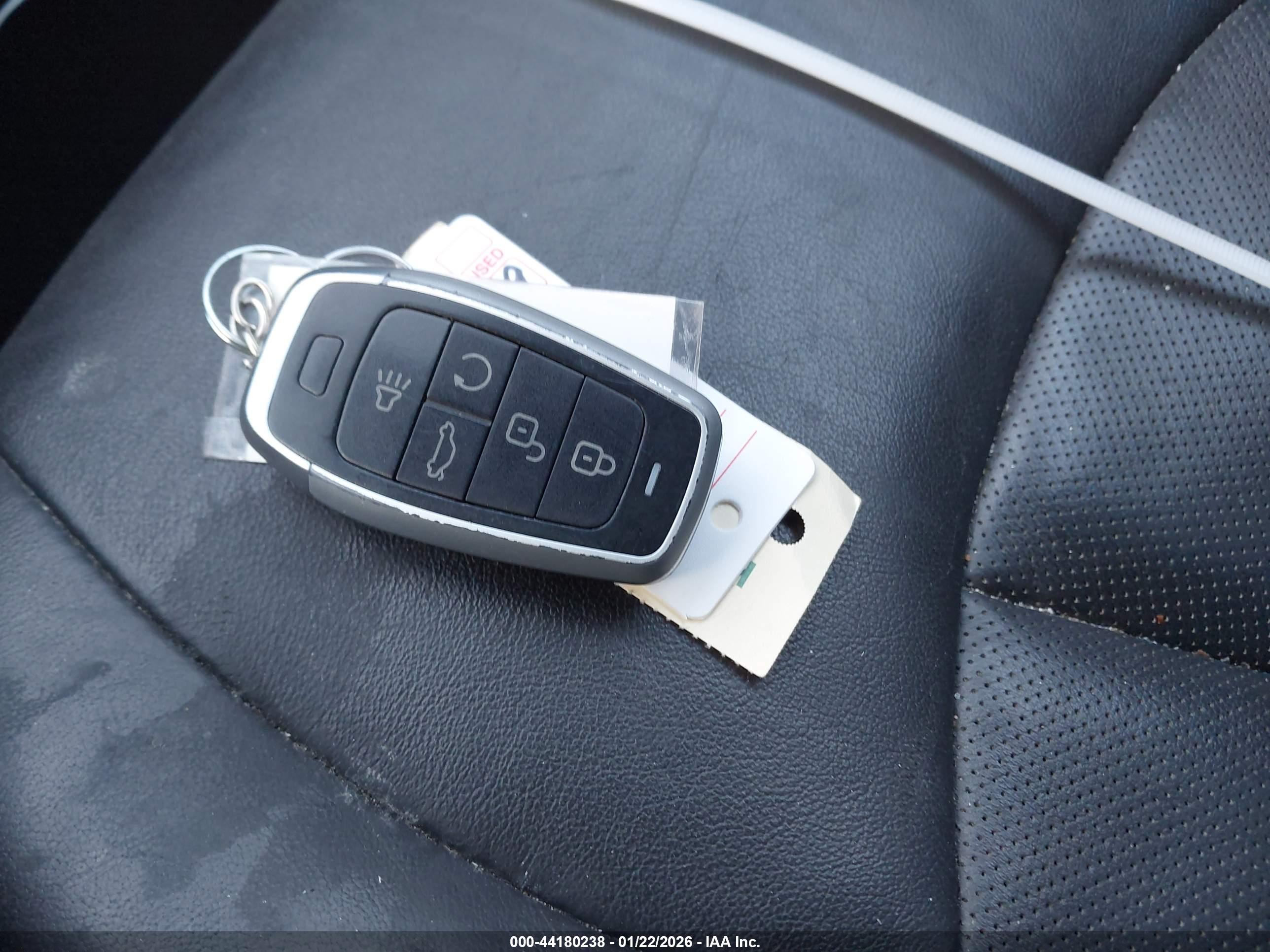 BUICK LACROSSE image 11