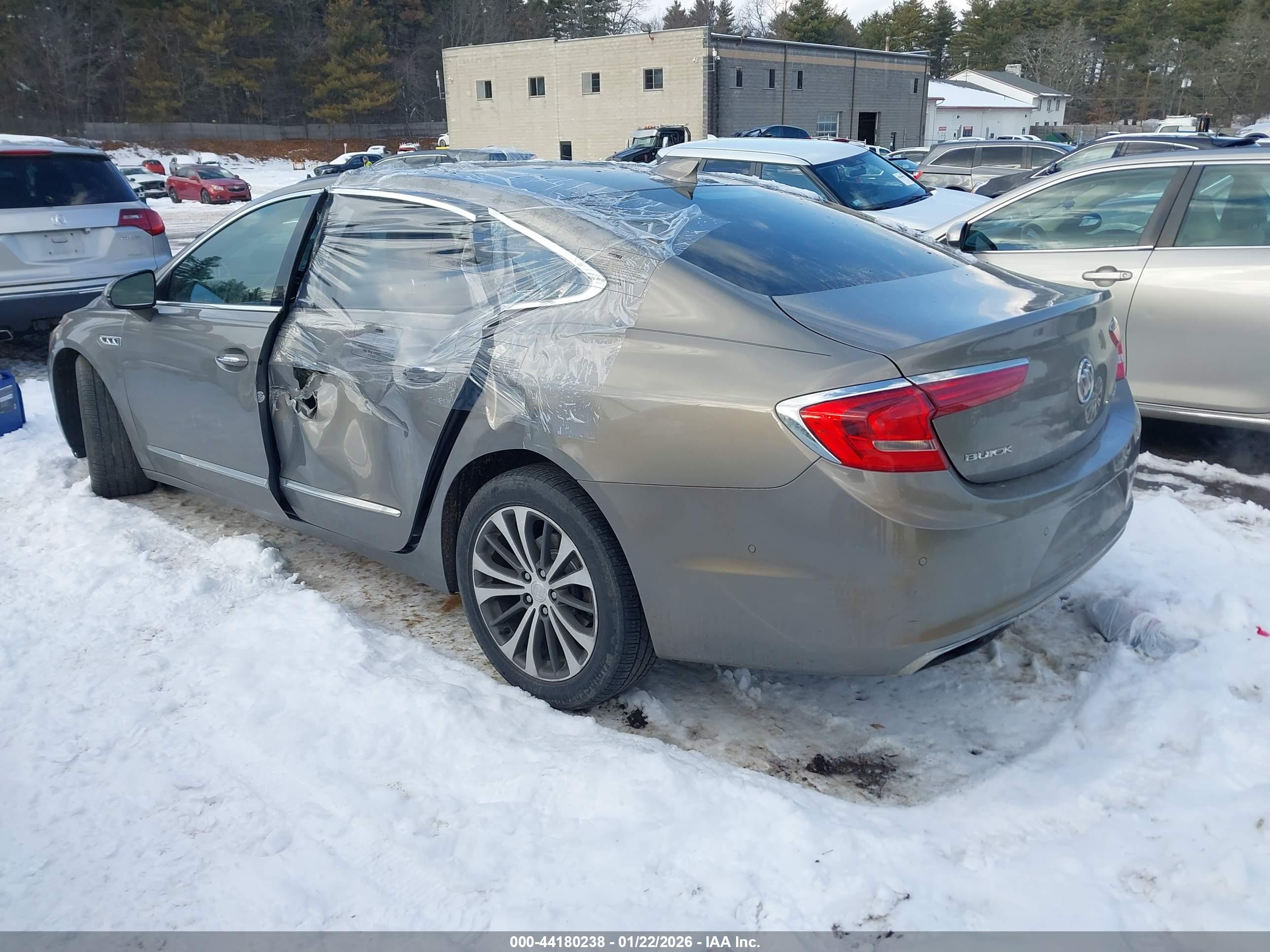 BUICK LACROSSE image 3