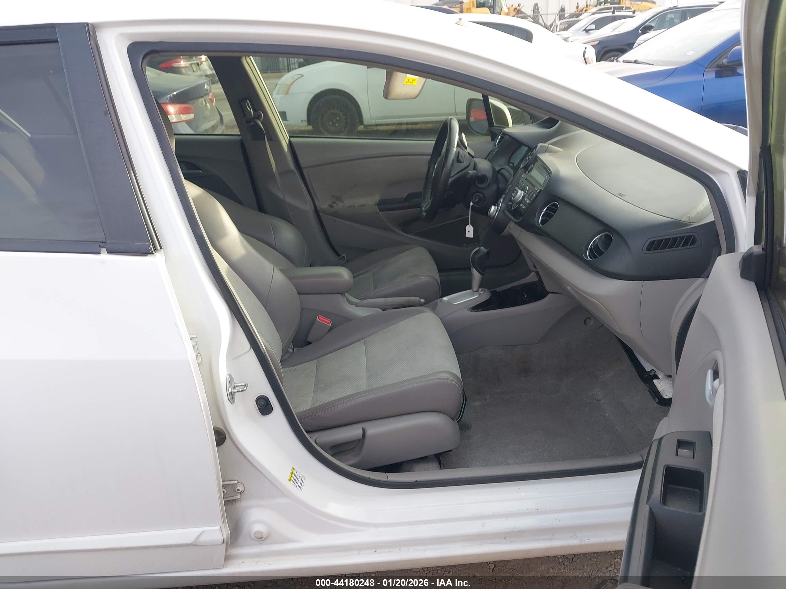 HONDA INSIGHT image 5