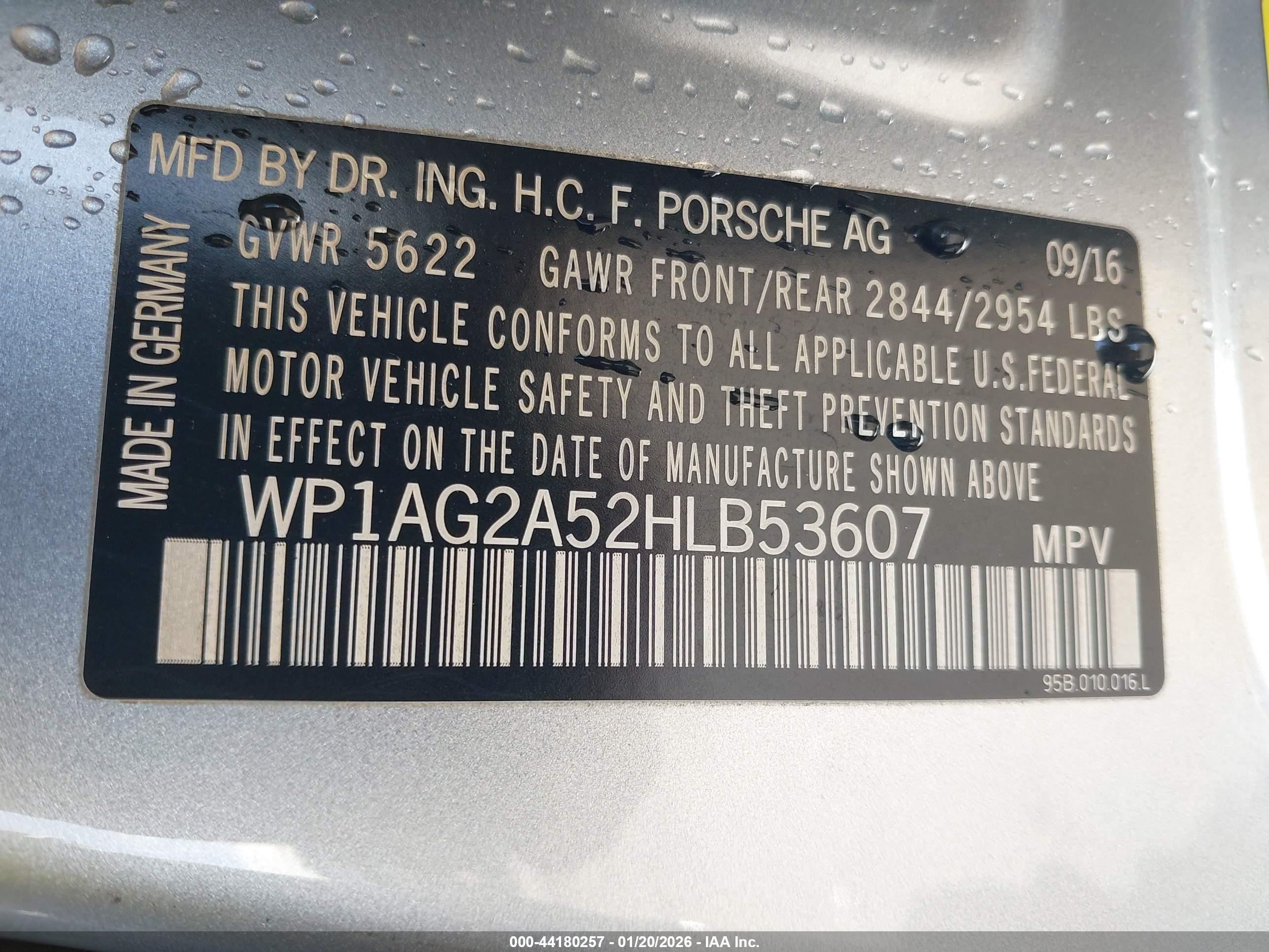 PORSCHE MACAN image 9