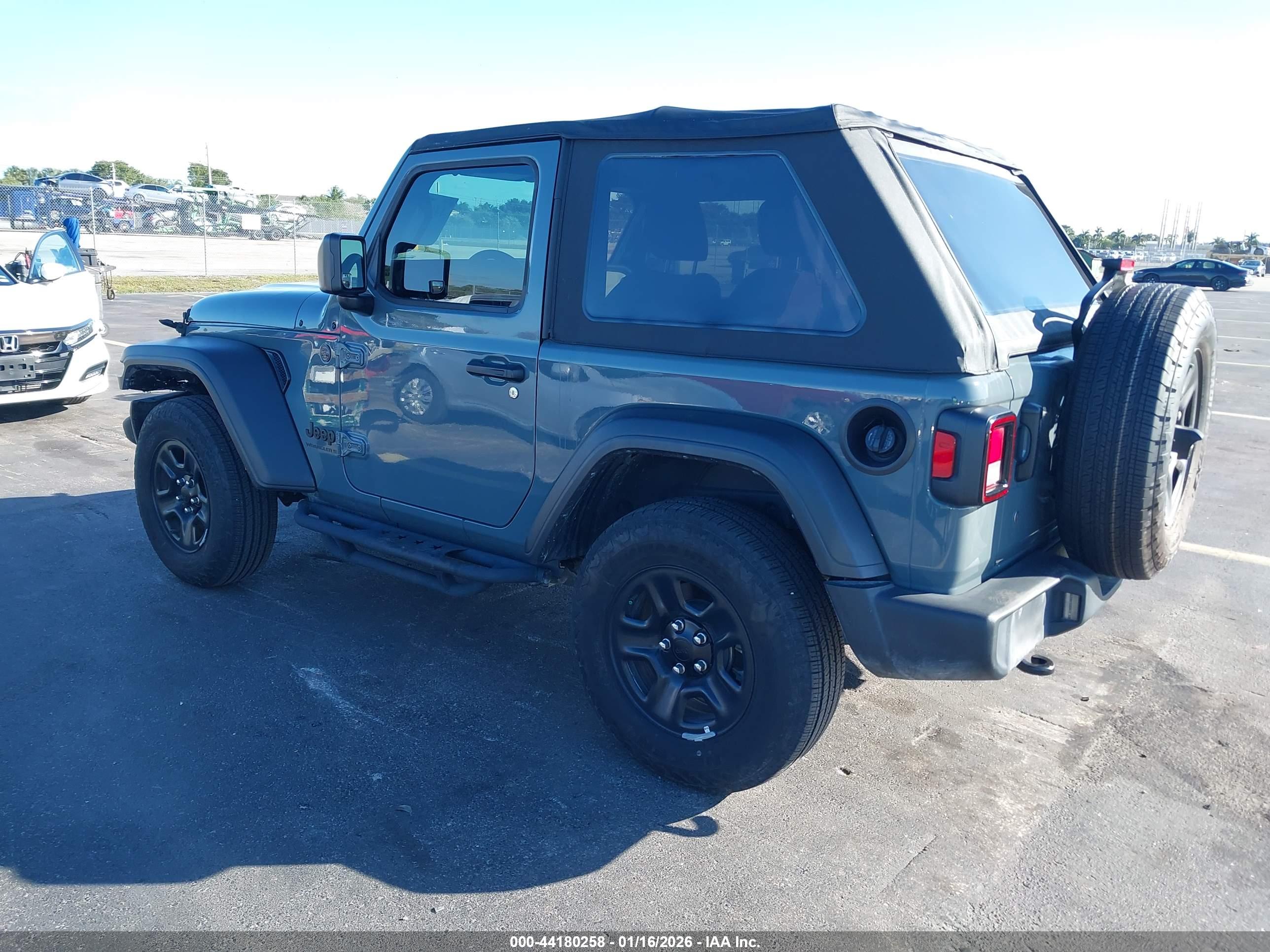 JEEP WRANGLER image 3