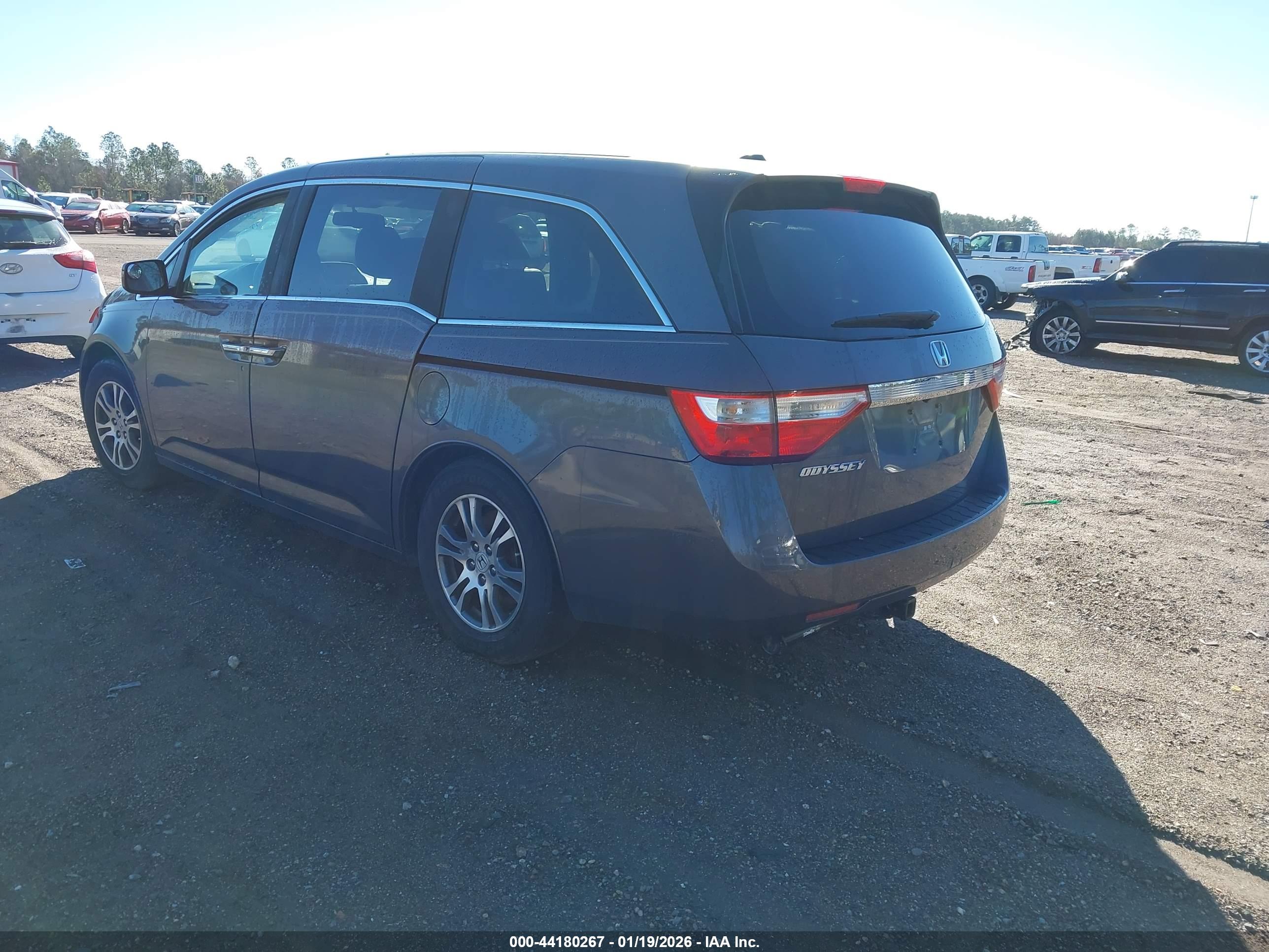 HONDA ODYSSEY image 3