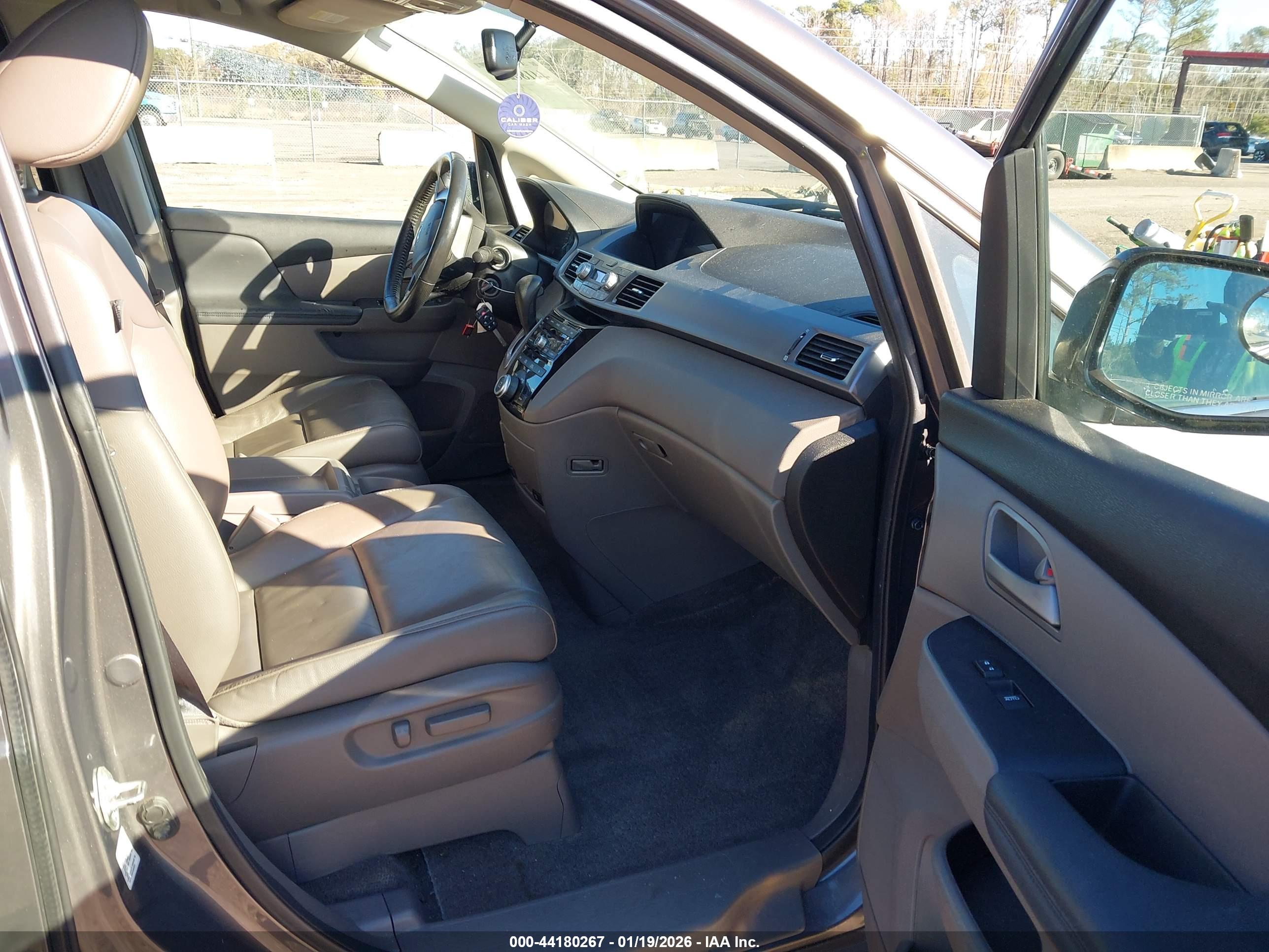 HONDA ODYSSEY image 5
