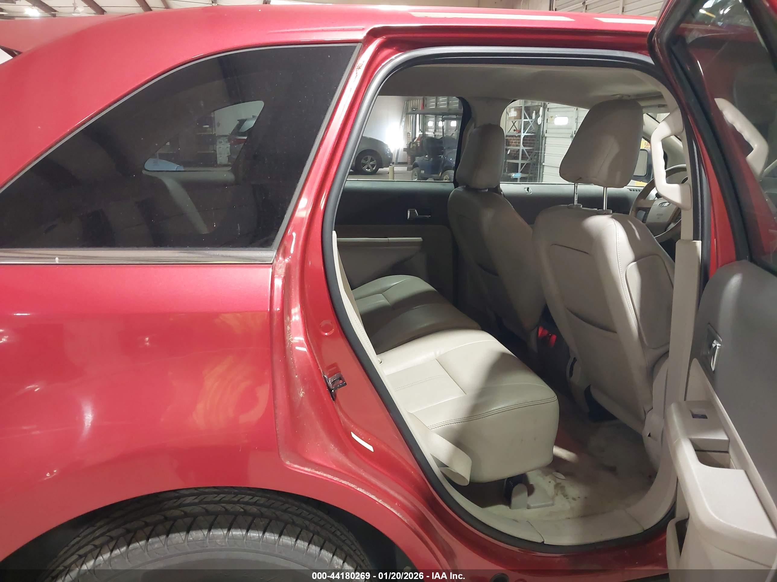 FORD EDGE image 8