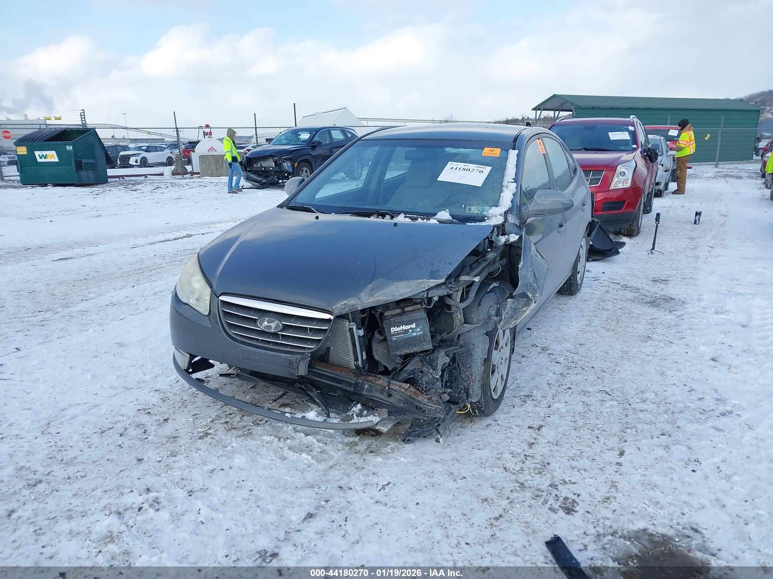 HYUNDAI ELANTRA image 2