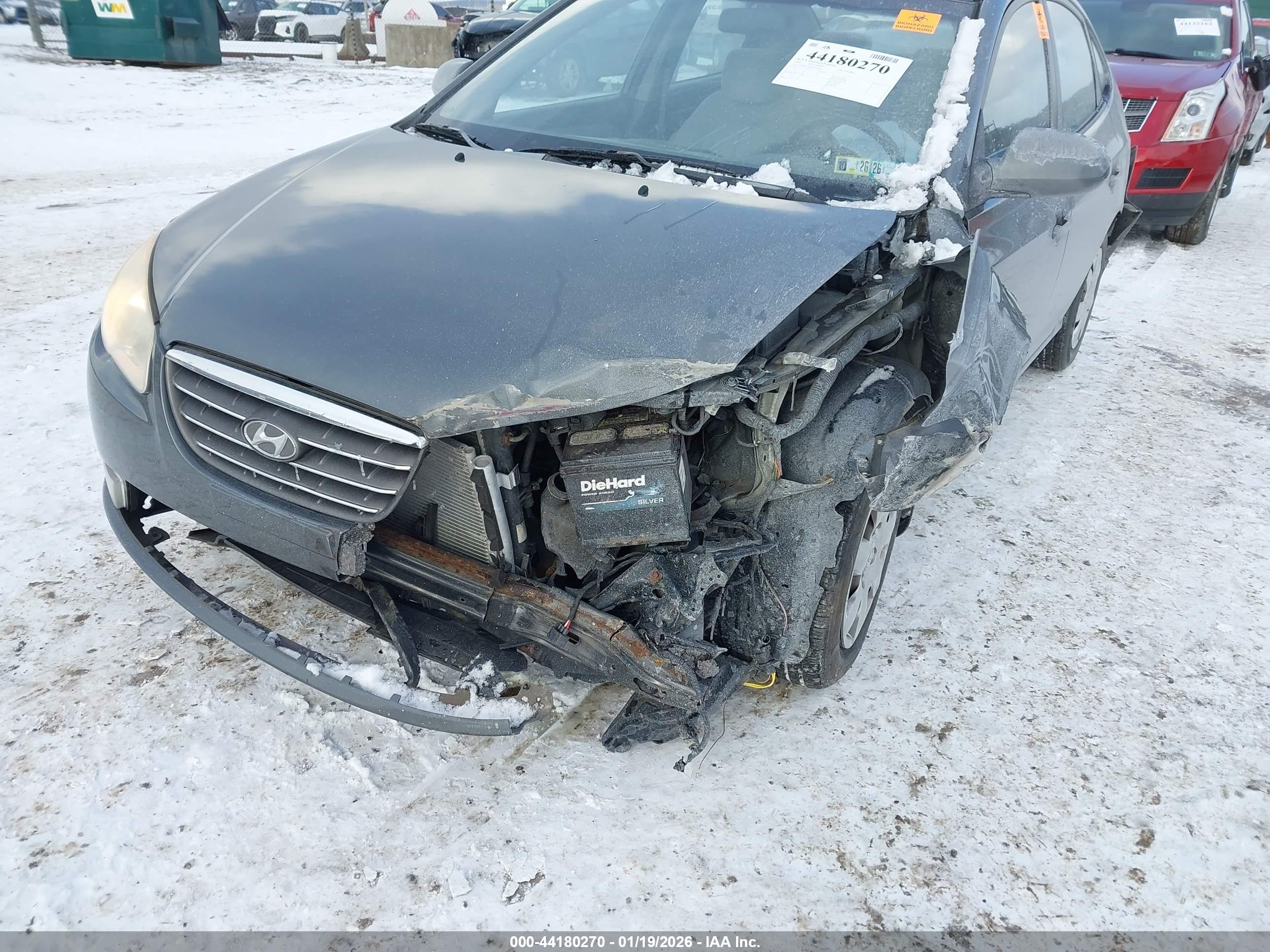 HYUNDAI ELANTRA image 6