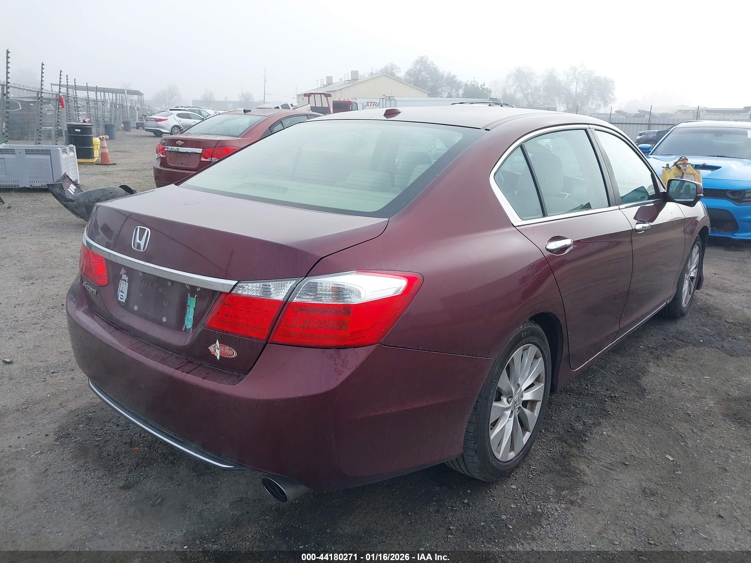 HONDA ACCORD image 4
