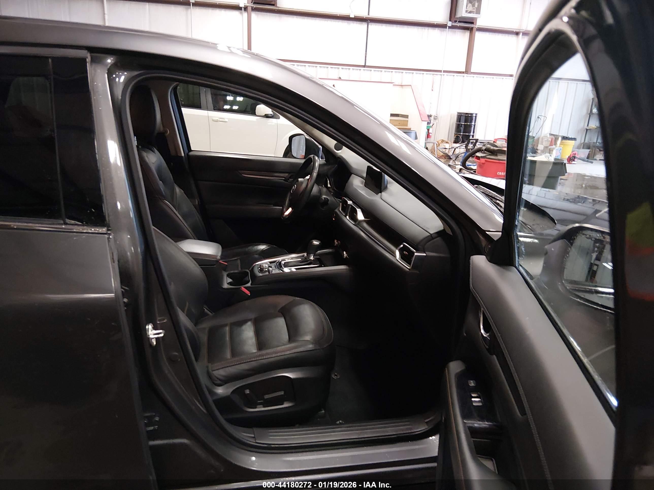 MAZDA CX-5 image 5