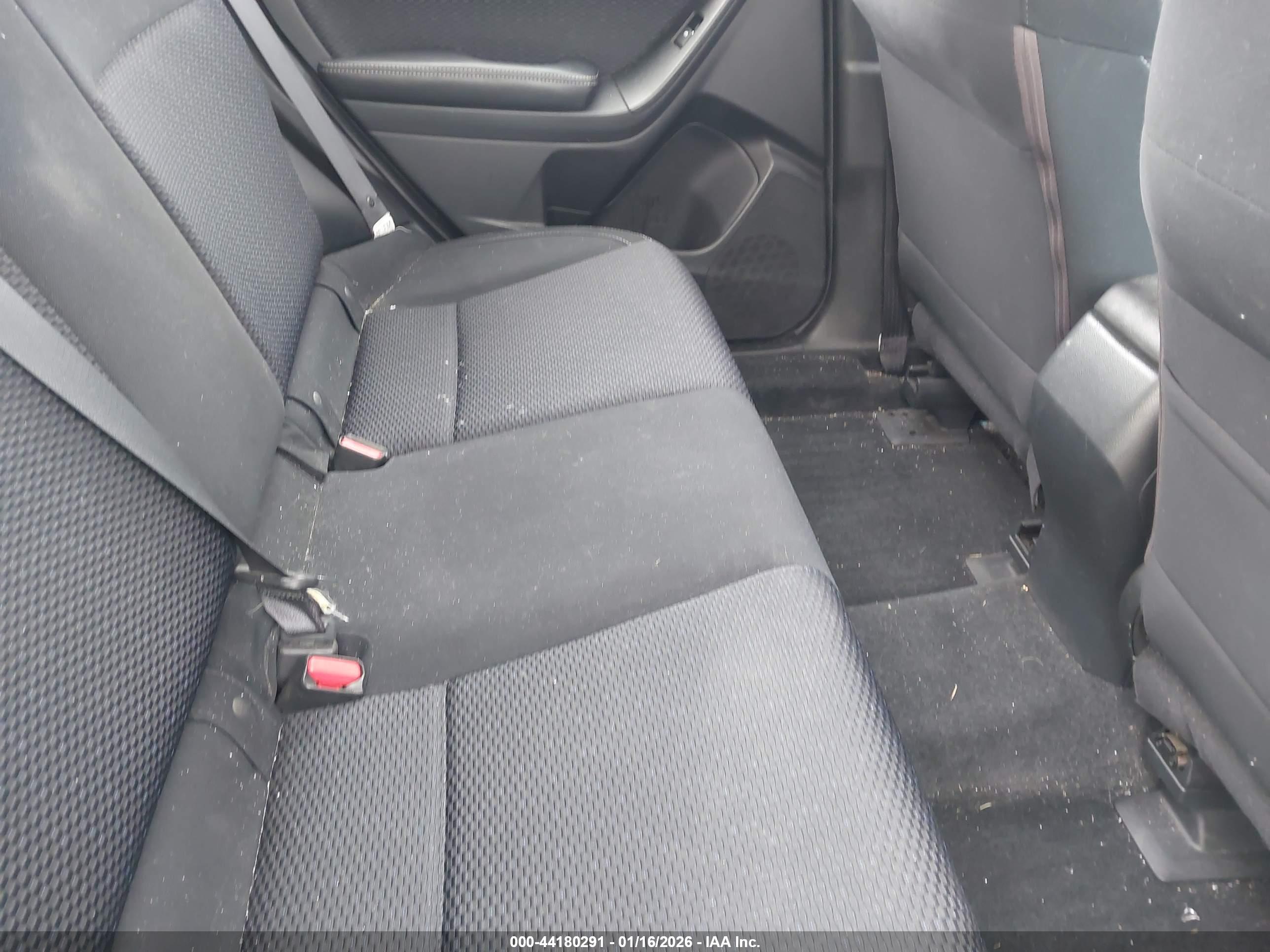 SUBARU FORESTER image 8