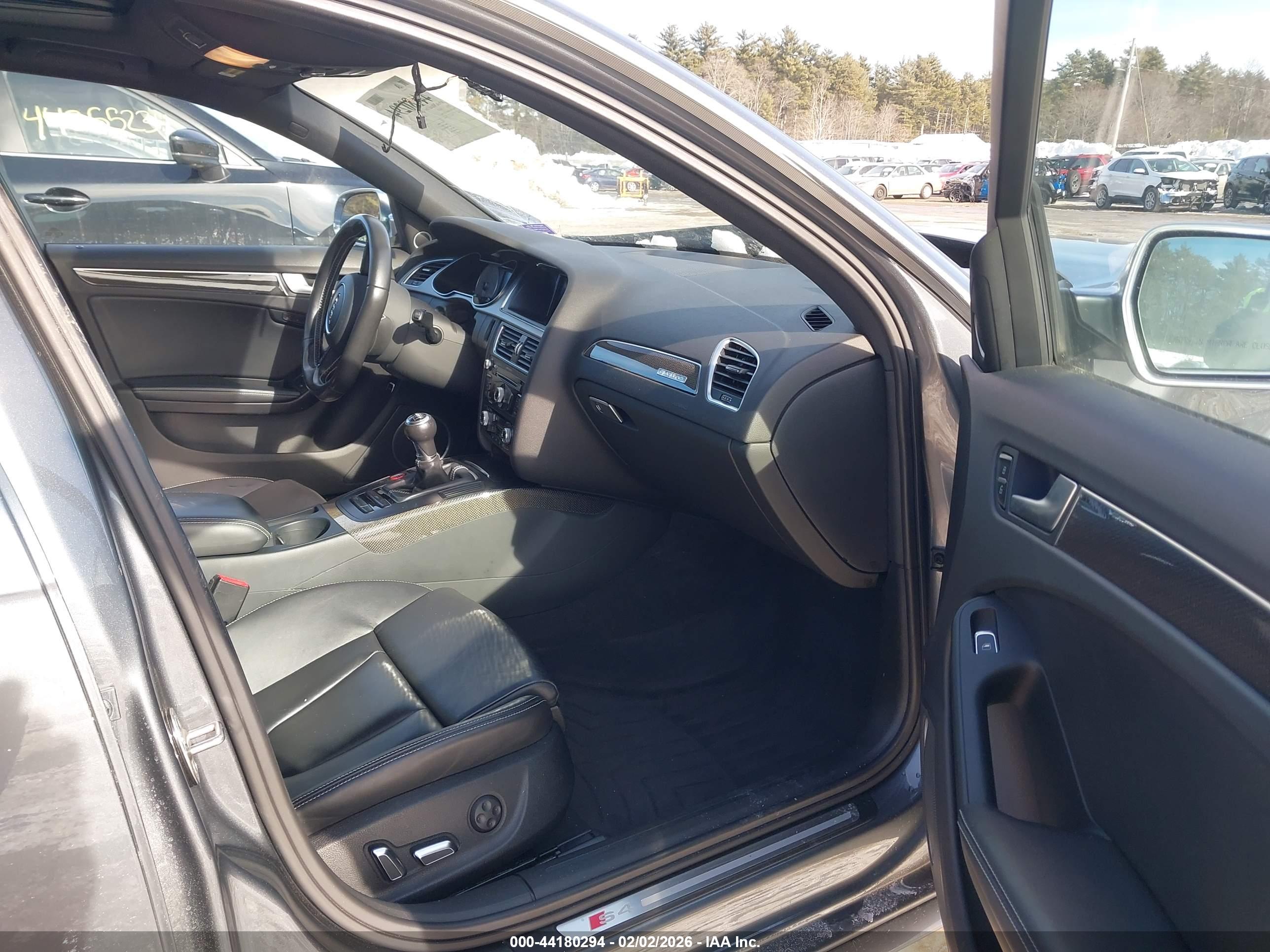 AUDI S4 image 5