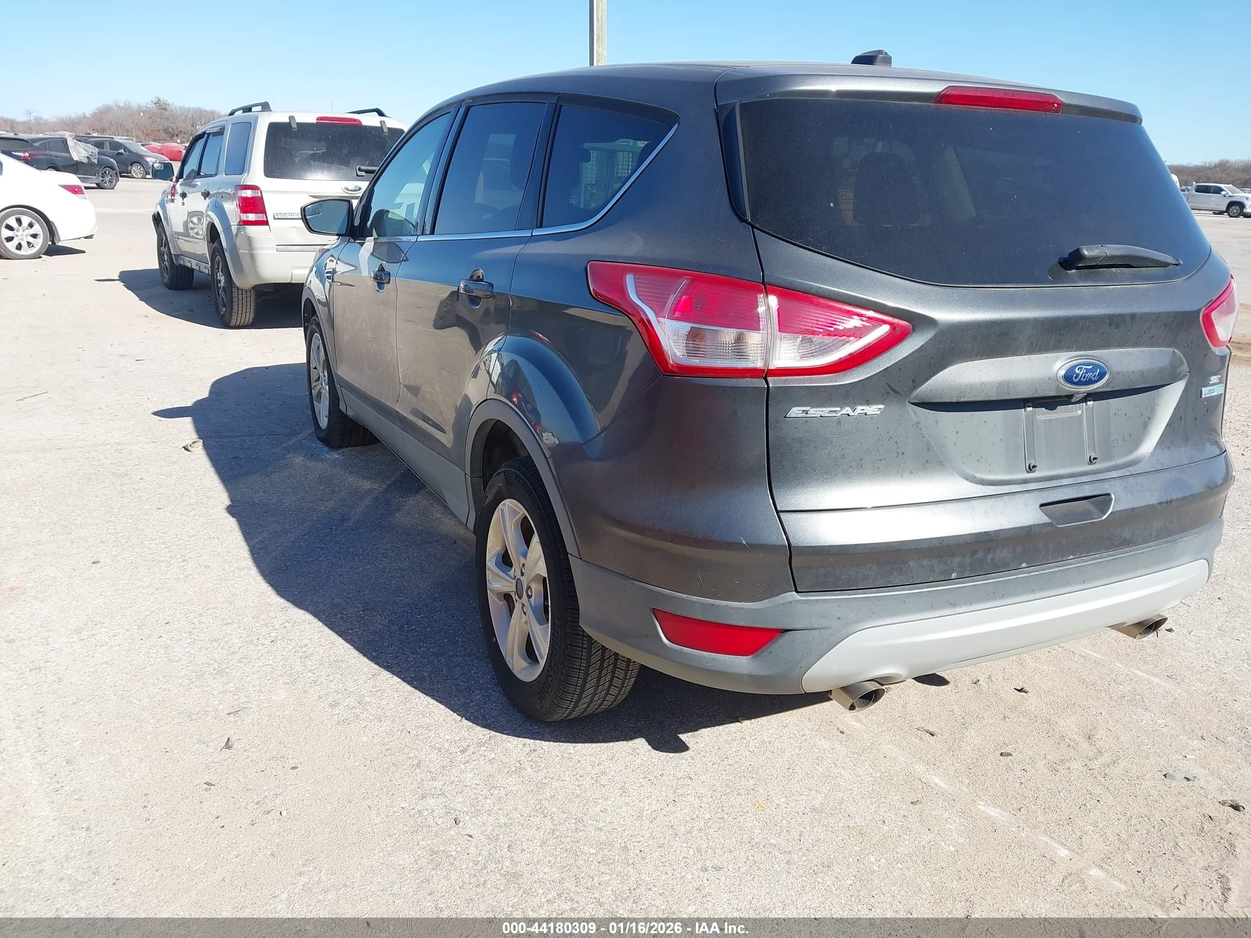 FORD ESCAPE image 3