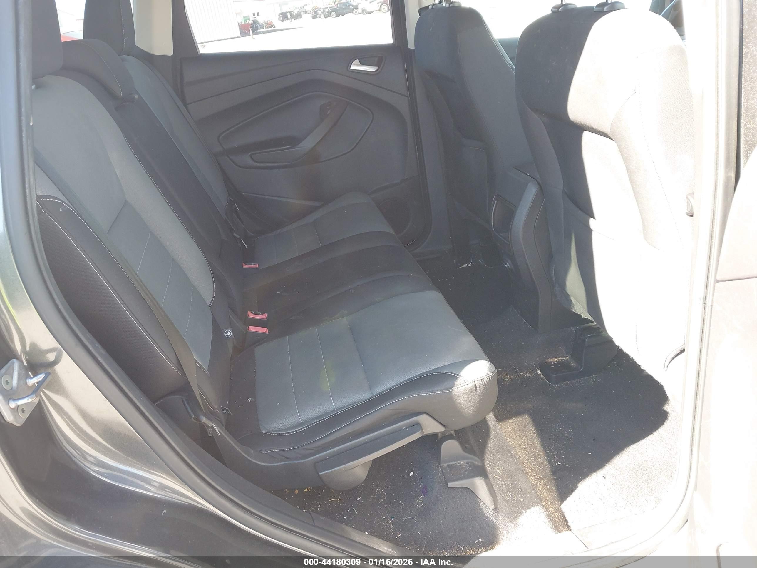 FORD ESCAPE image 8