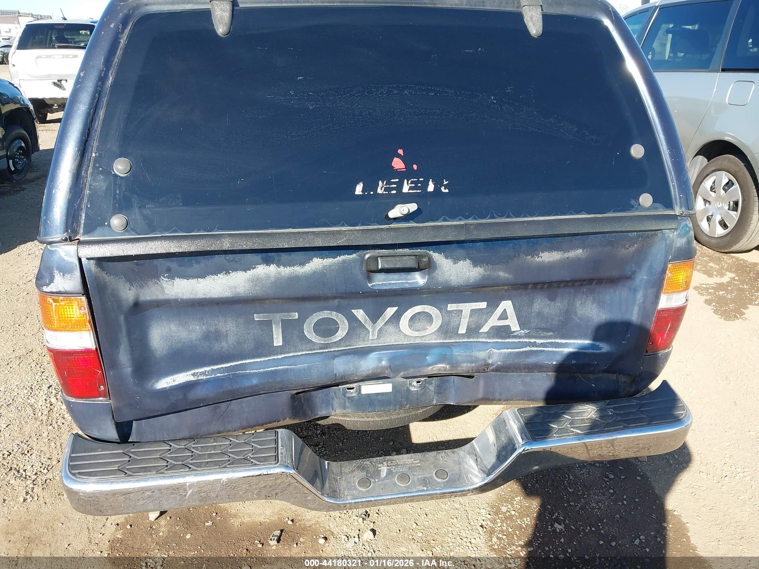 TOYOTA PICKUP image 6