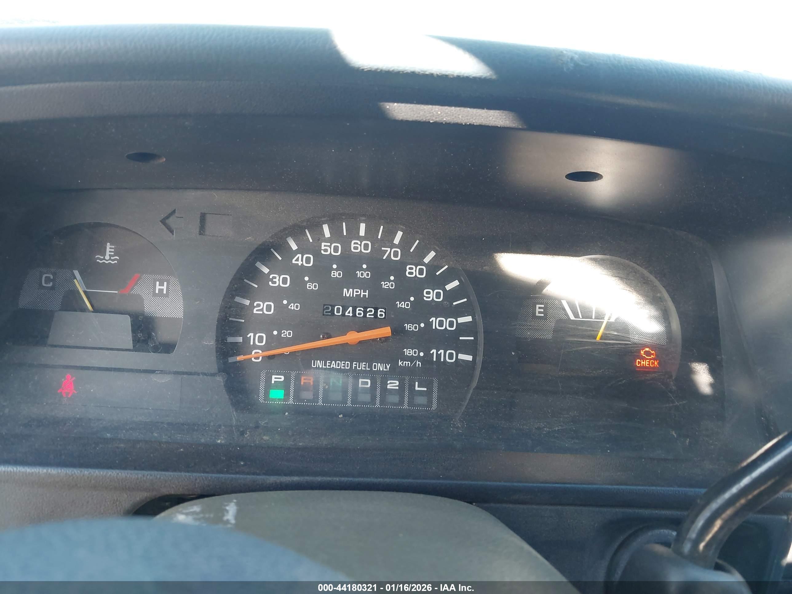 TOYOTA PICKUP image 7