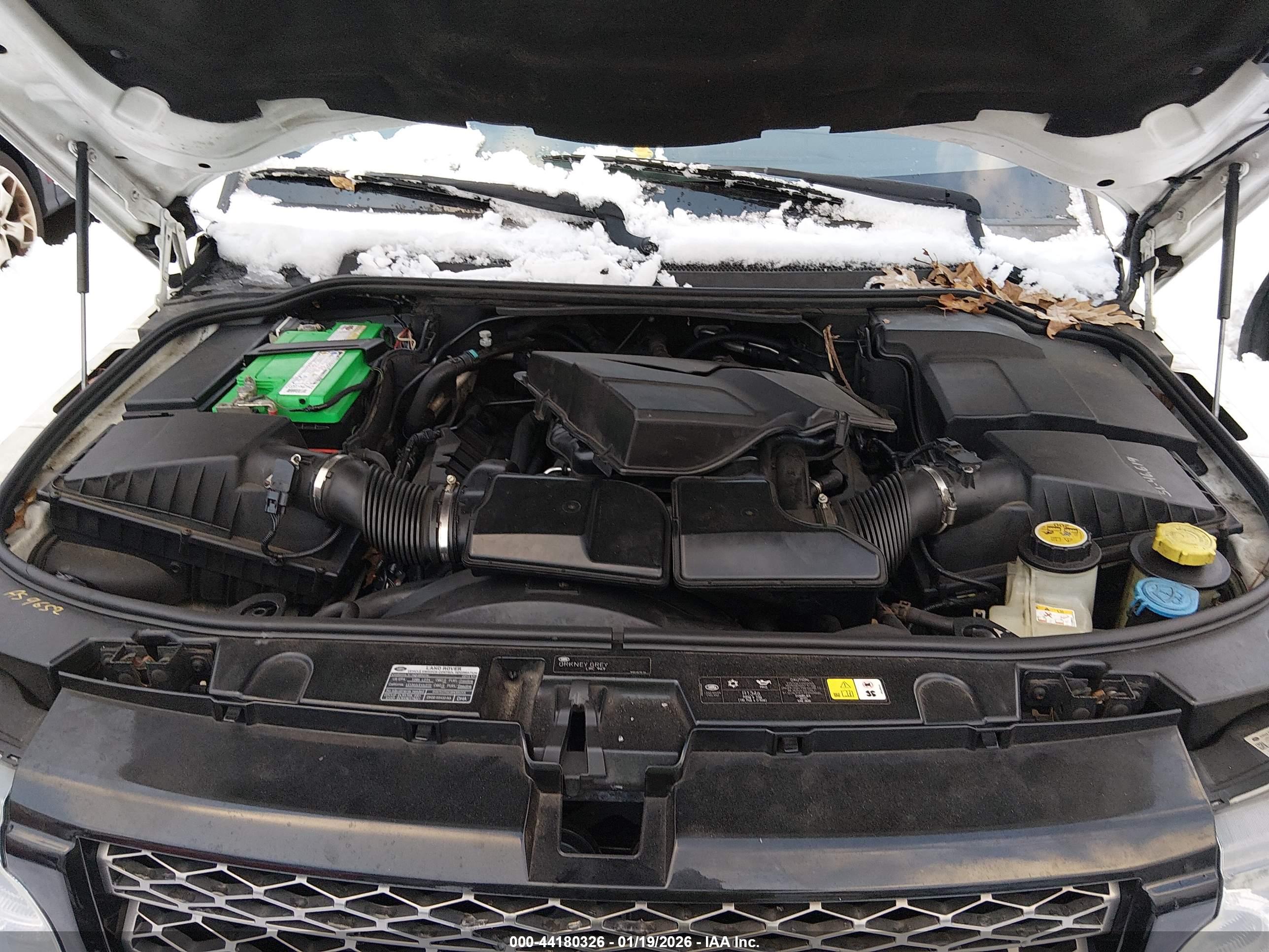LAND ROVER image 10