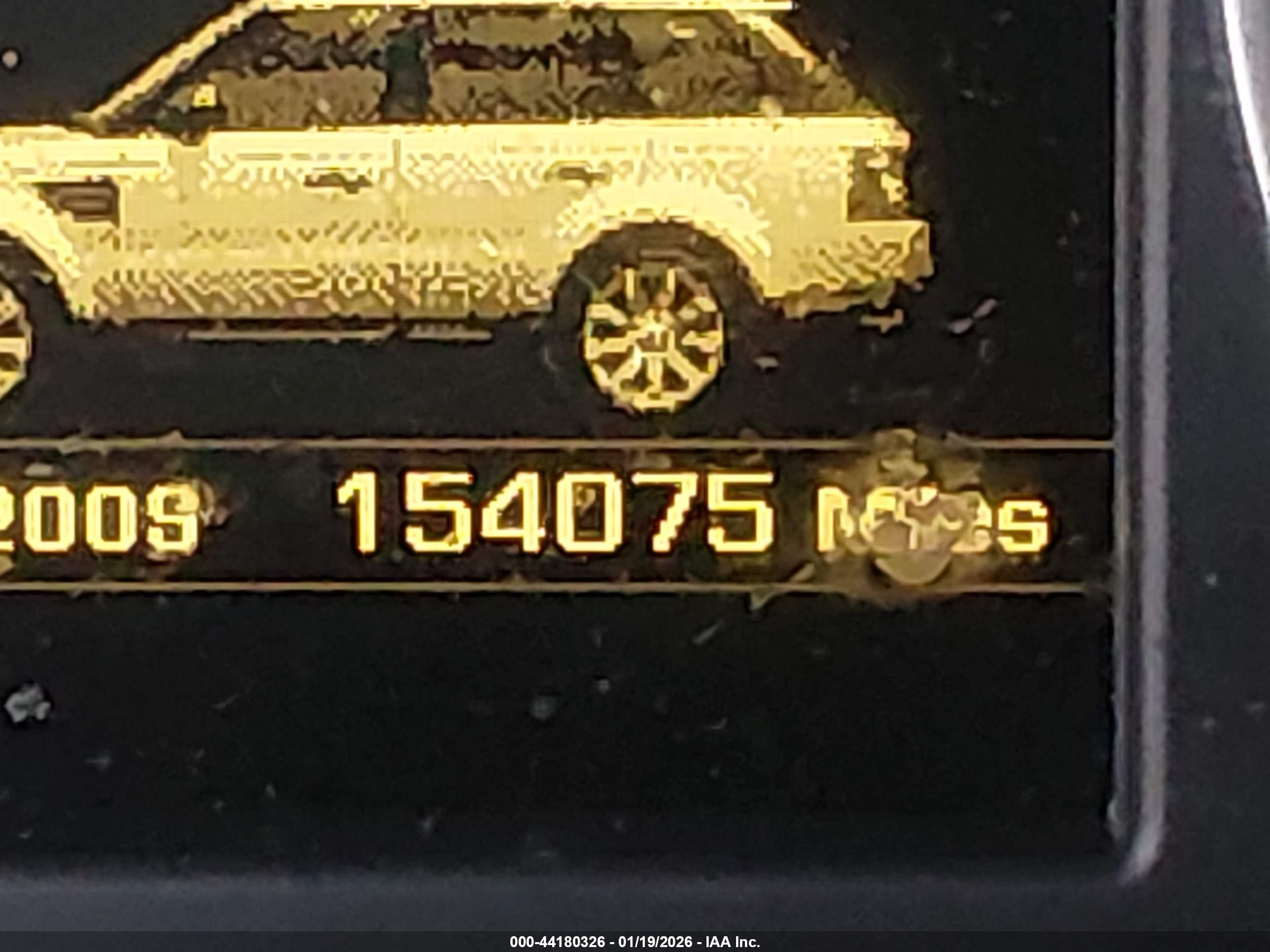 LAND ROVER image 7