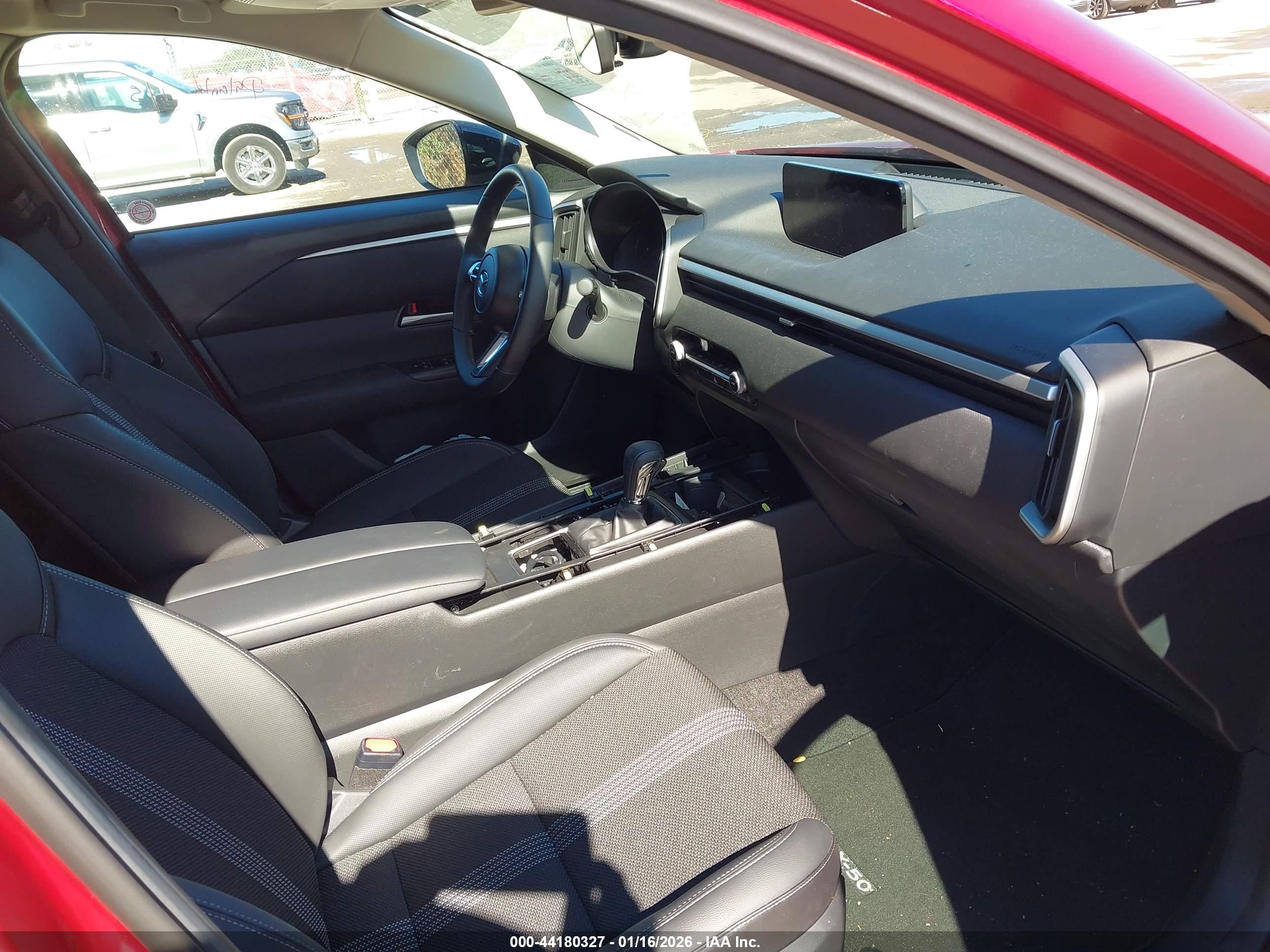 MAZDA CX-50 image 5