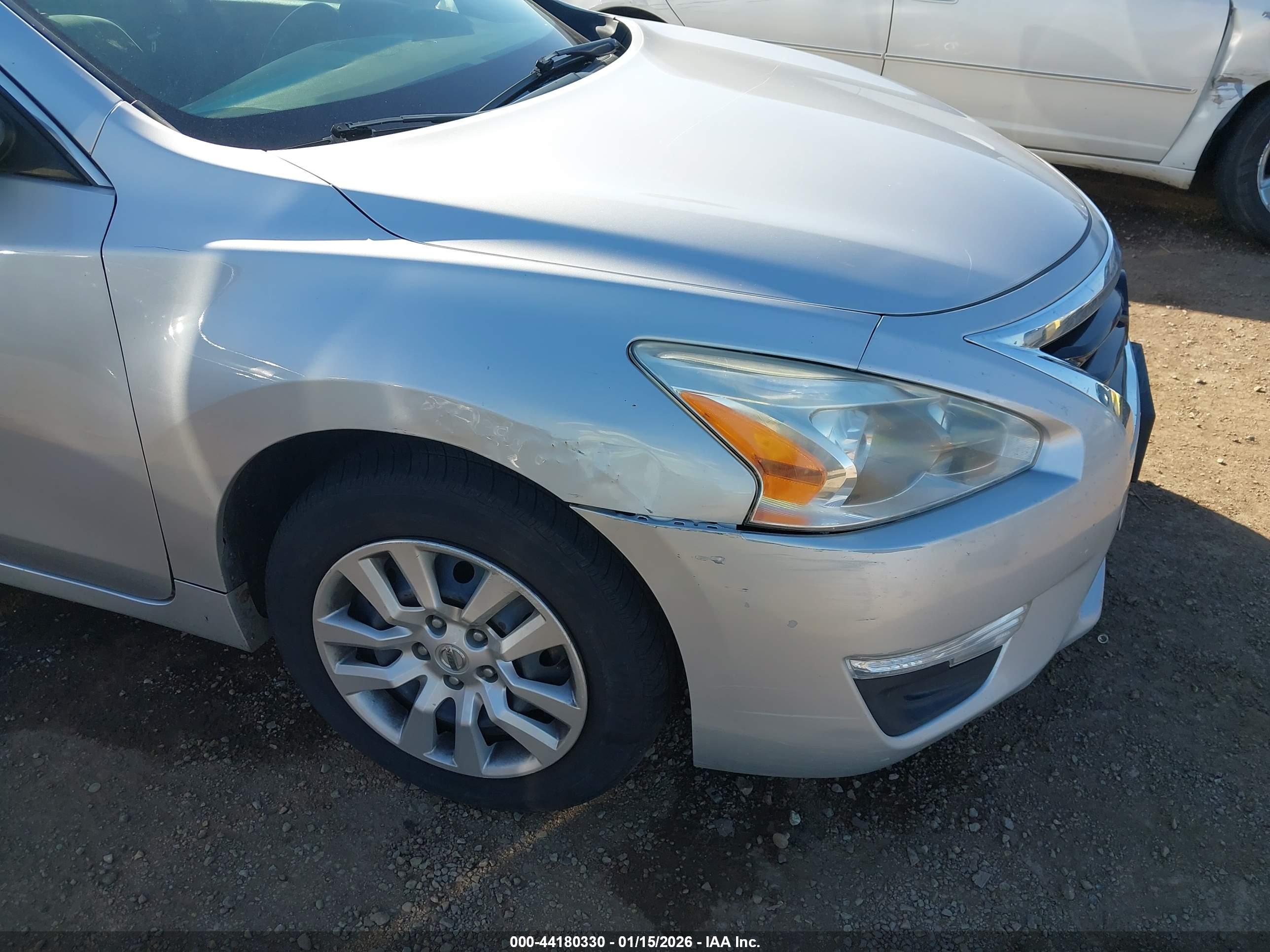 NISSAN ALTIMA image 6
