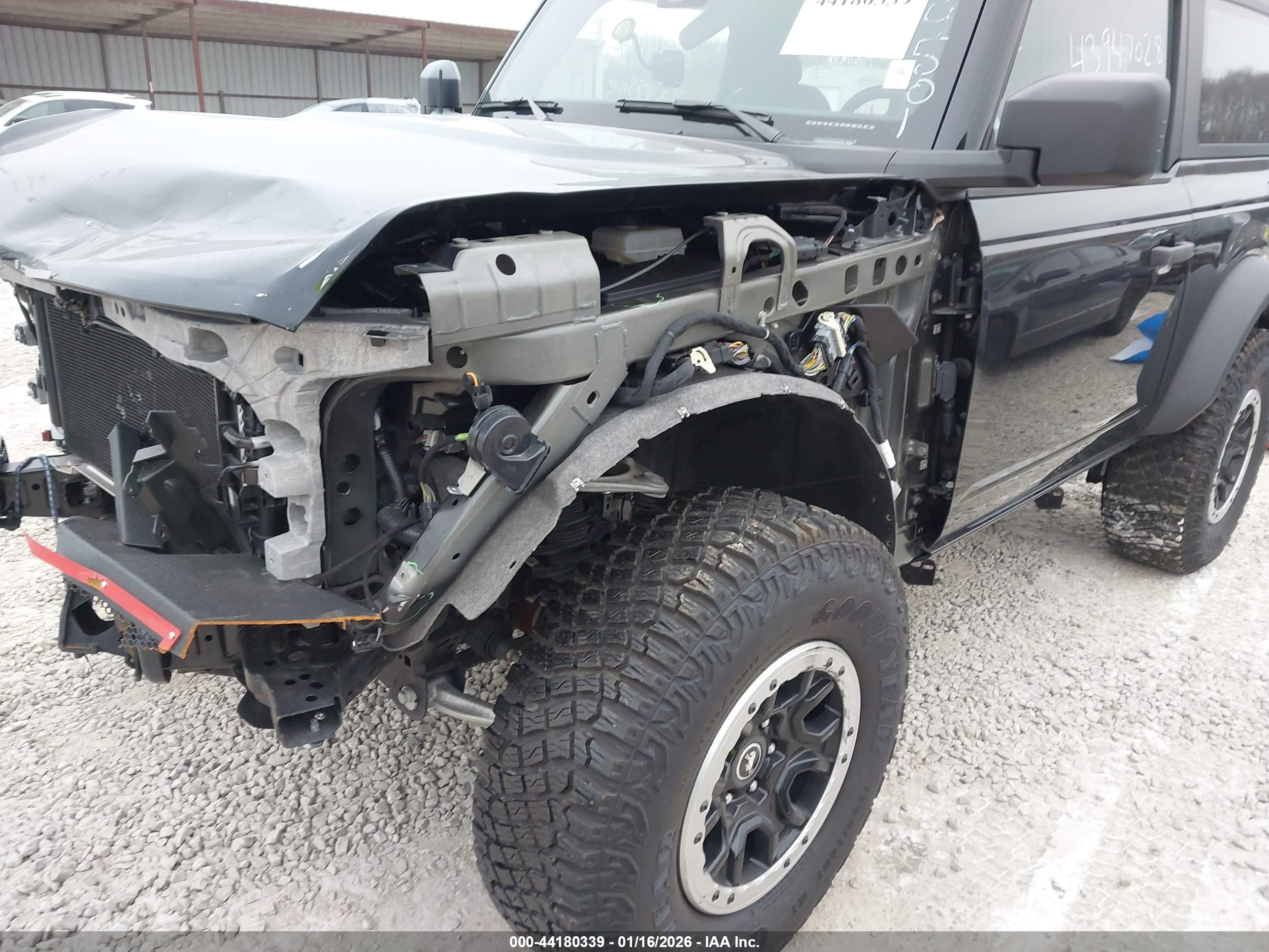 FORD BRONCO image 6