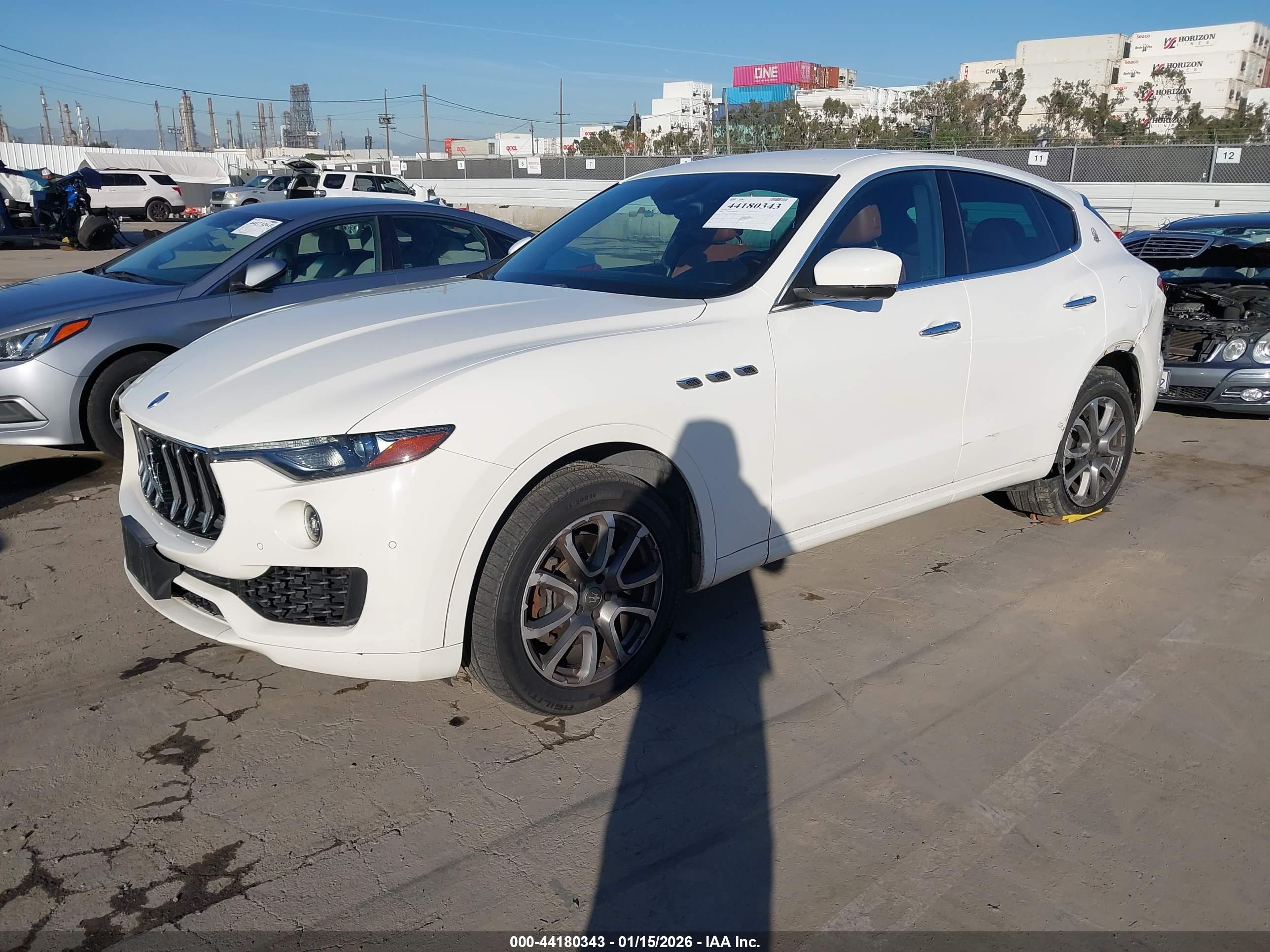 MASERATI LEVANTE image 2