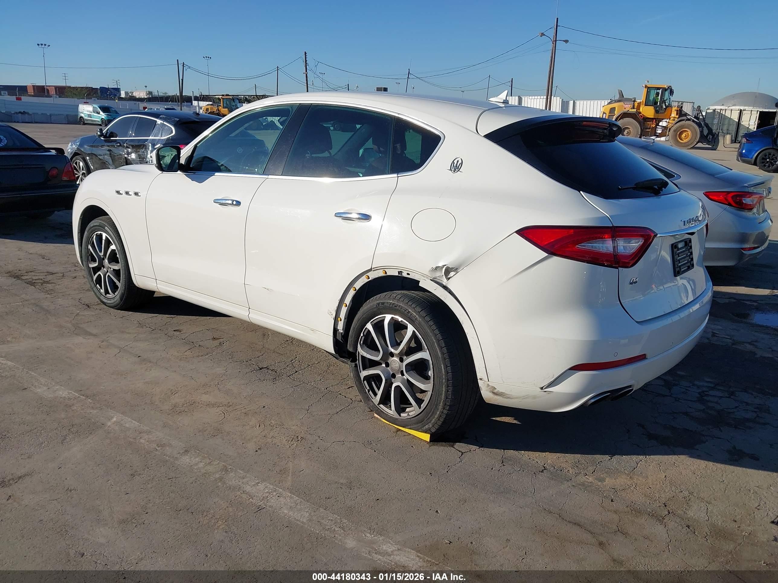 MASERATI LEVANTE image 3