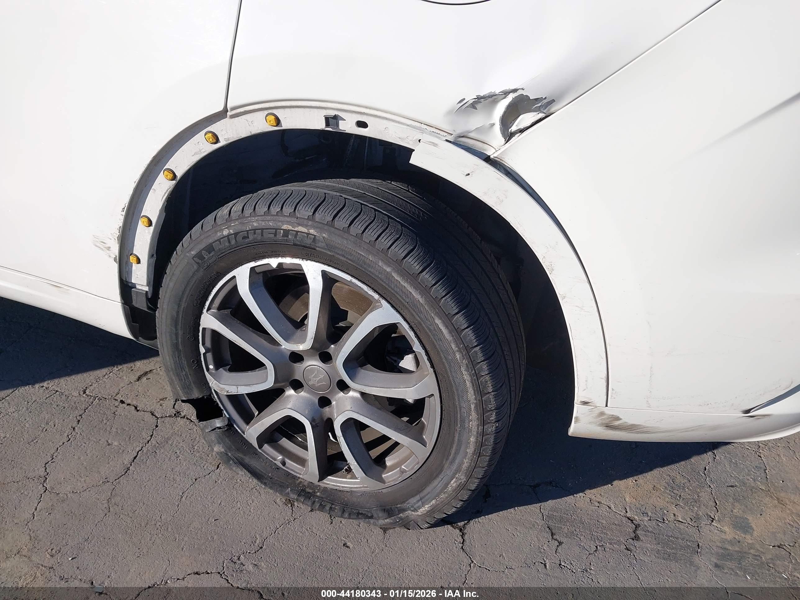 MASERATI LEVANTE image 6