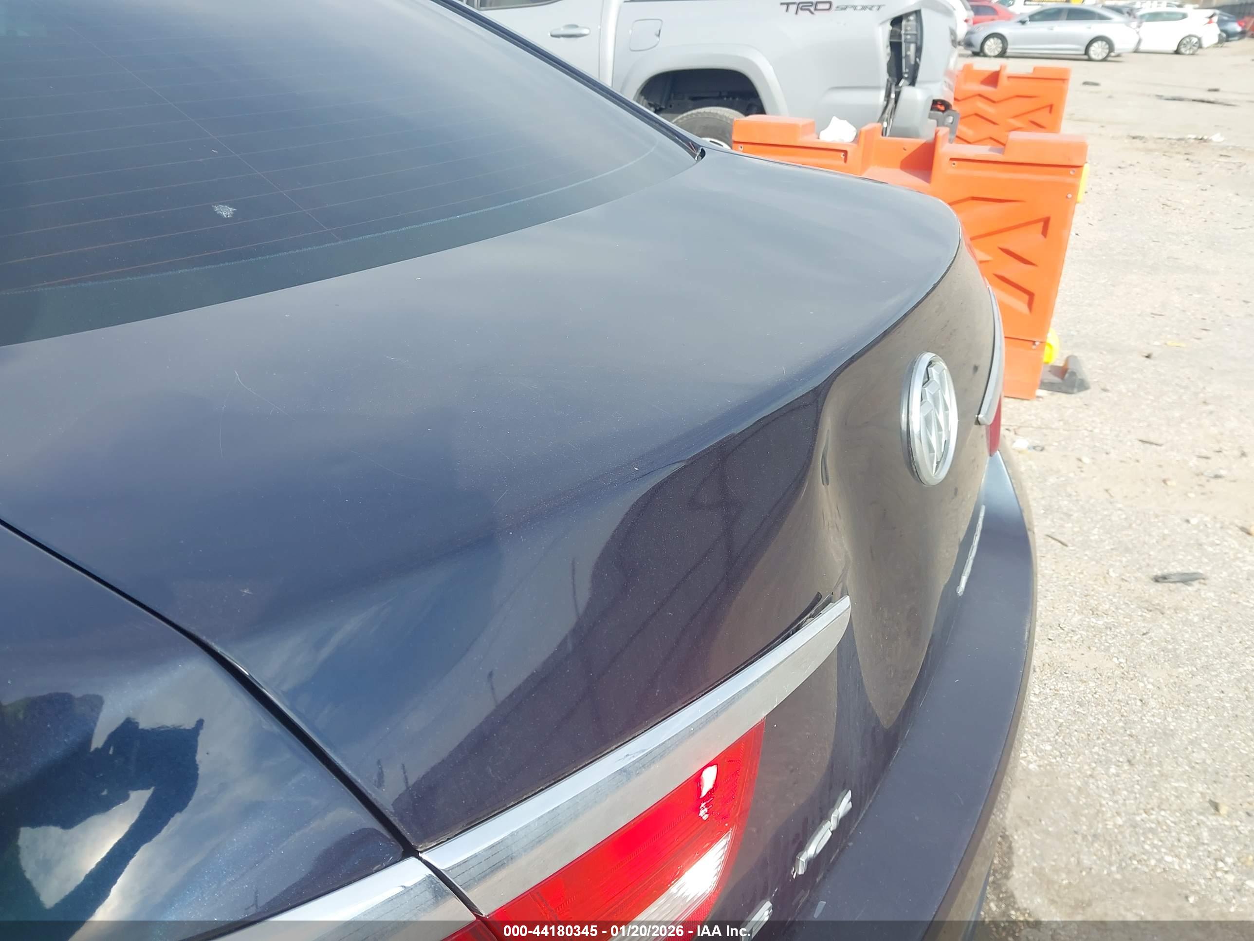 BUICK VERANO image 6