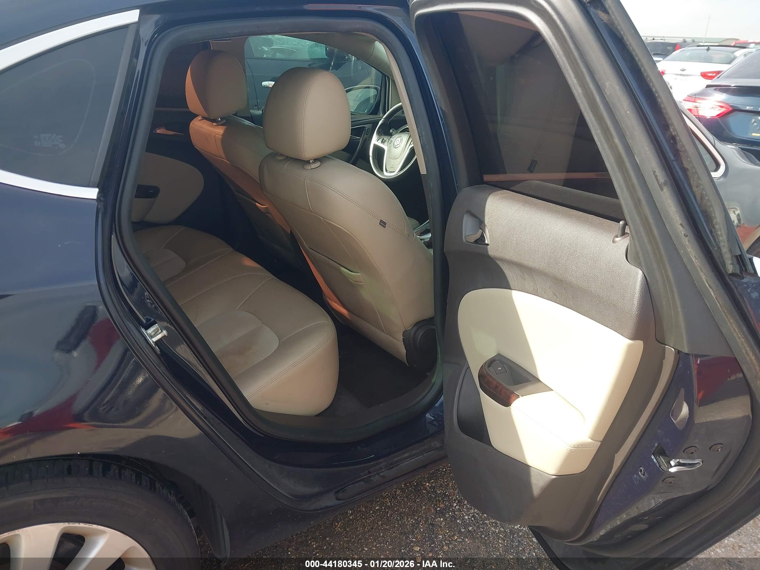 BUICK VERANO image 8