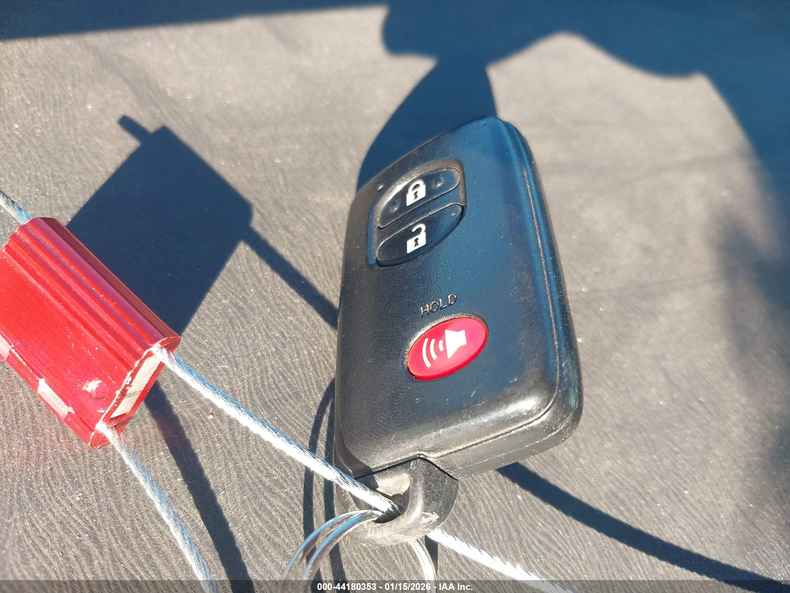 TOYOTA PRIUS image 11