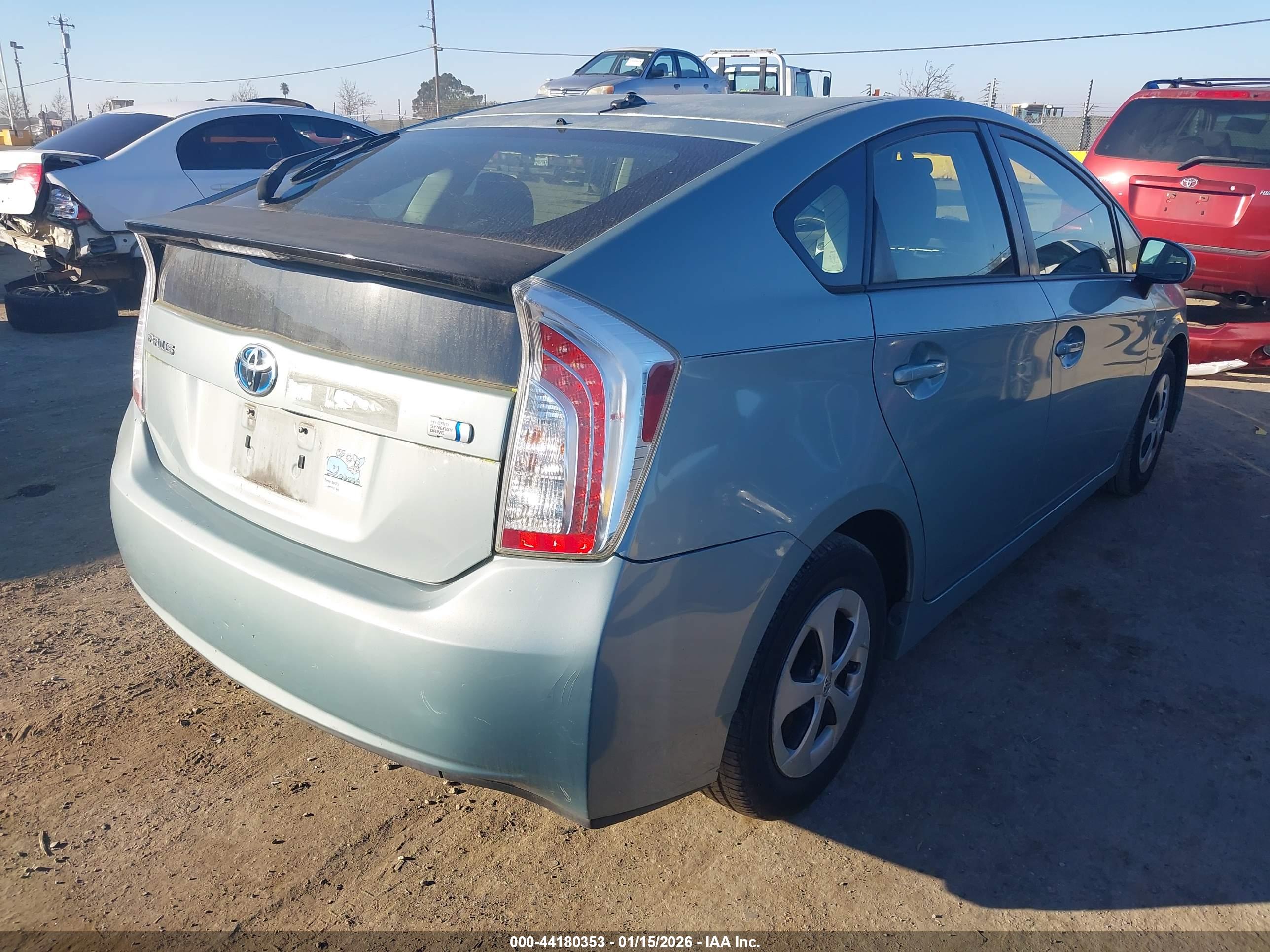 TOYOTA PRIUS image 4