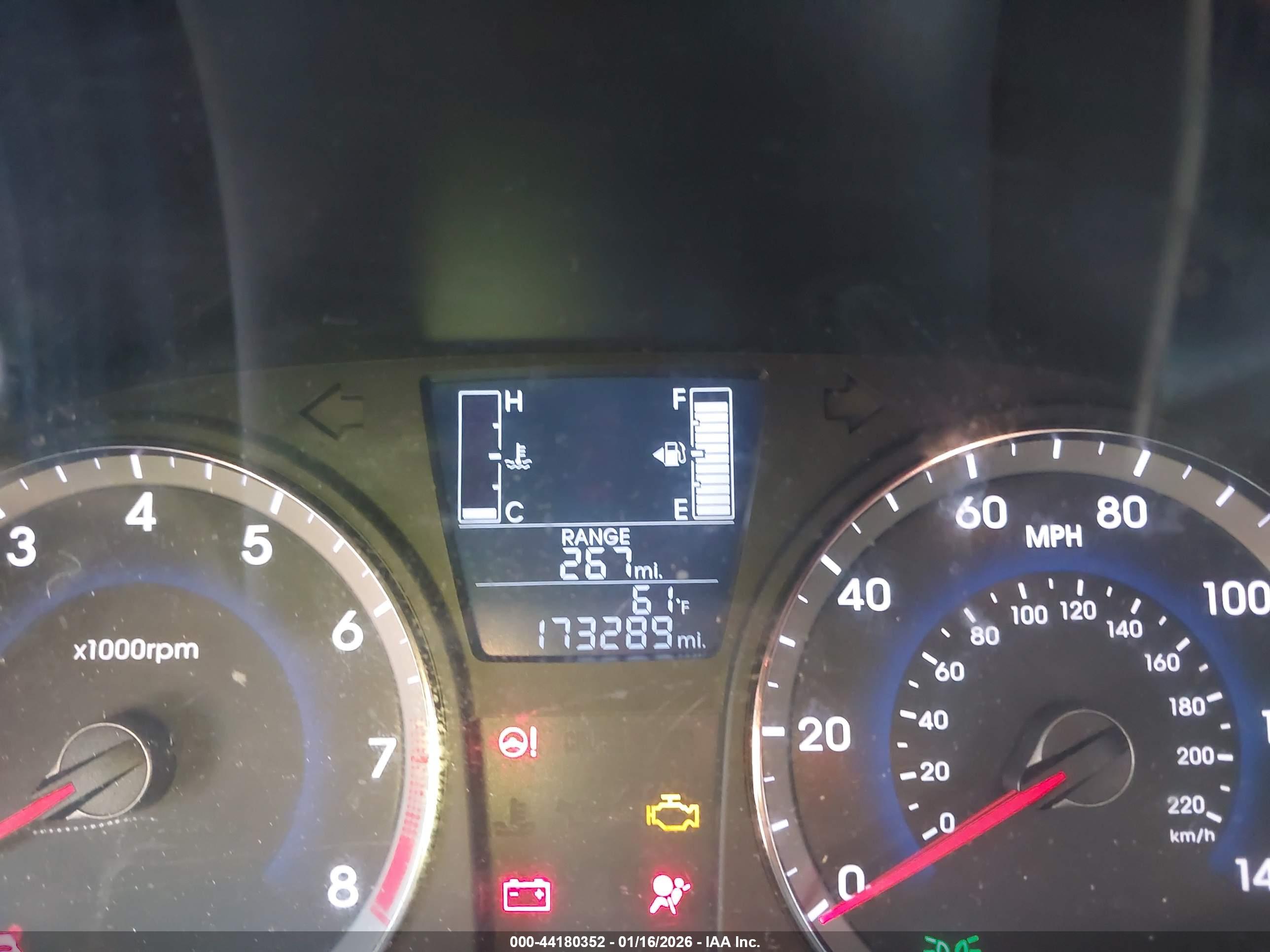 HYUNDAI ACCENT image 7