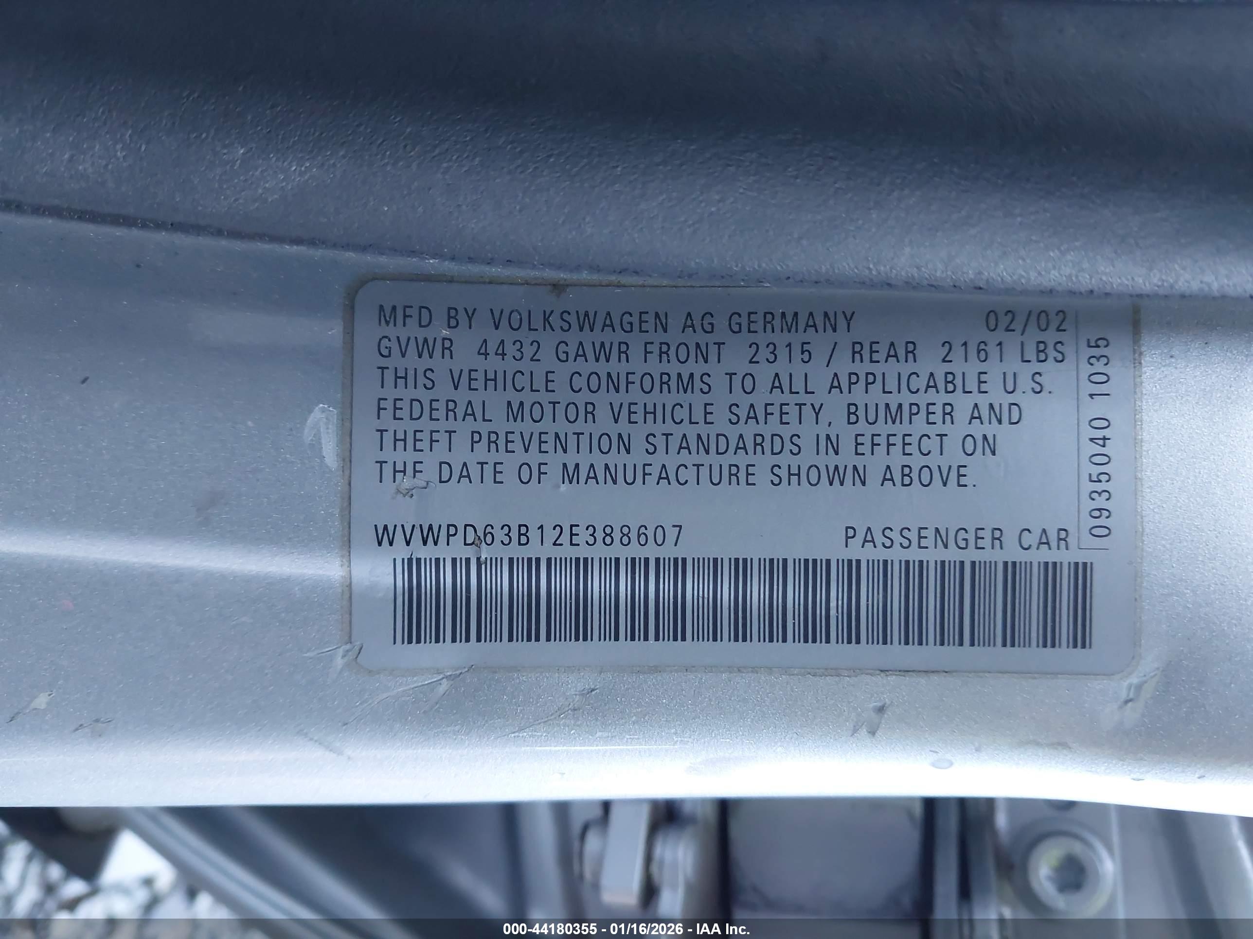 VOLKSWAGEN PASSAT image 9
