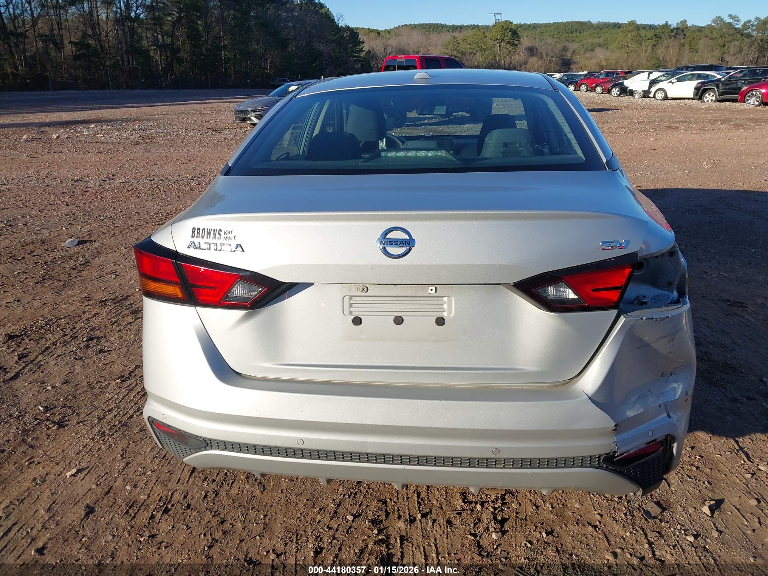 NISSAN ALTIMA image 6