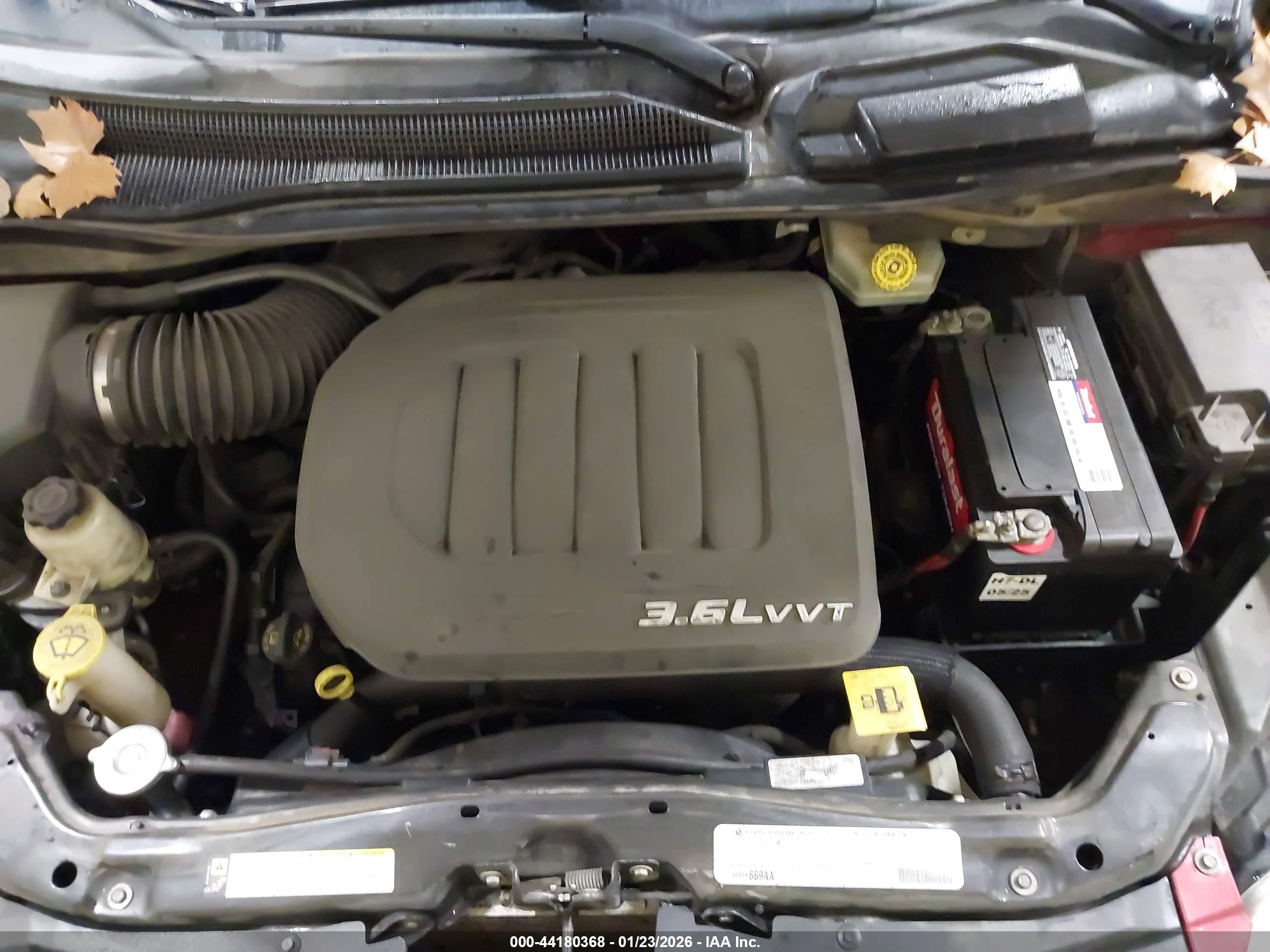 CHRYSLER TOWN image 10
