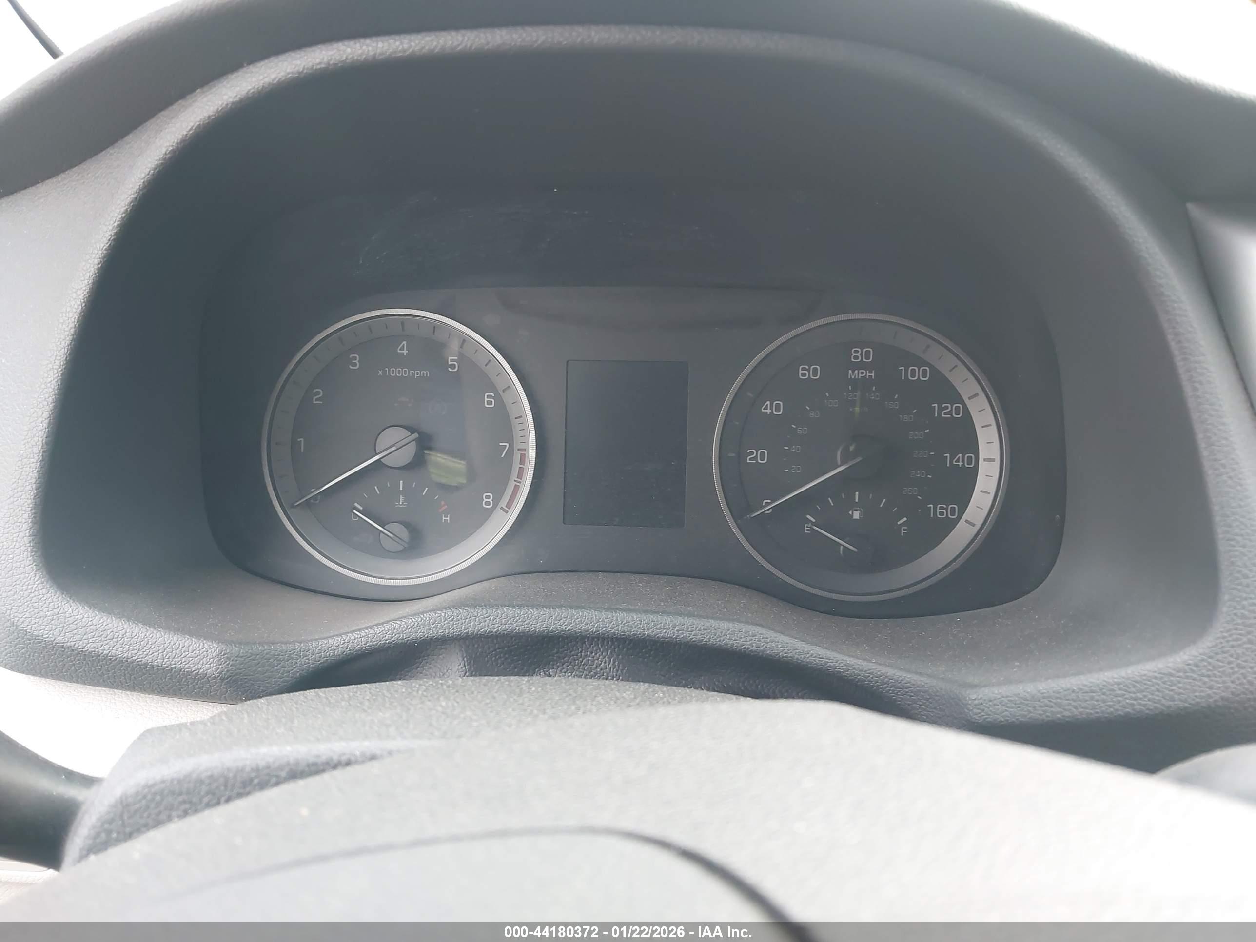 HYUNDAI TUCSON image 7