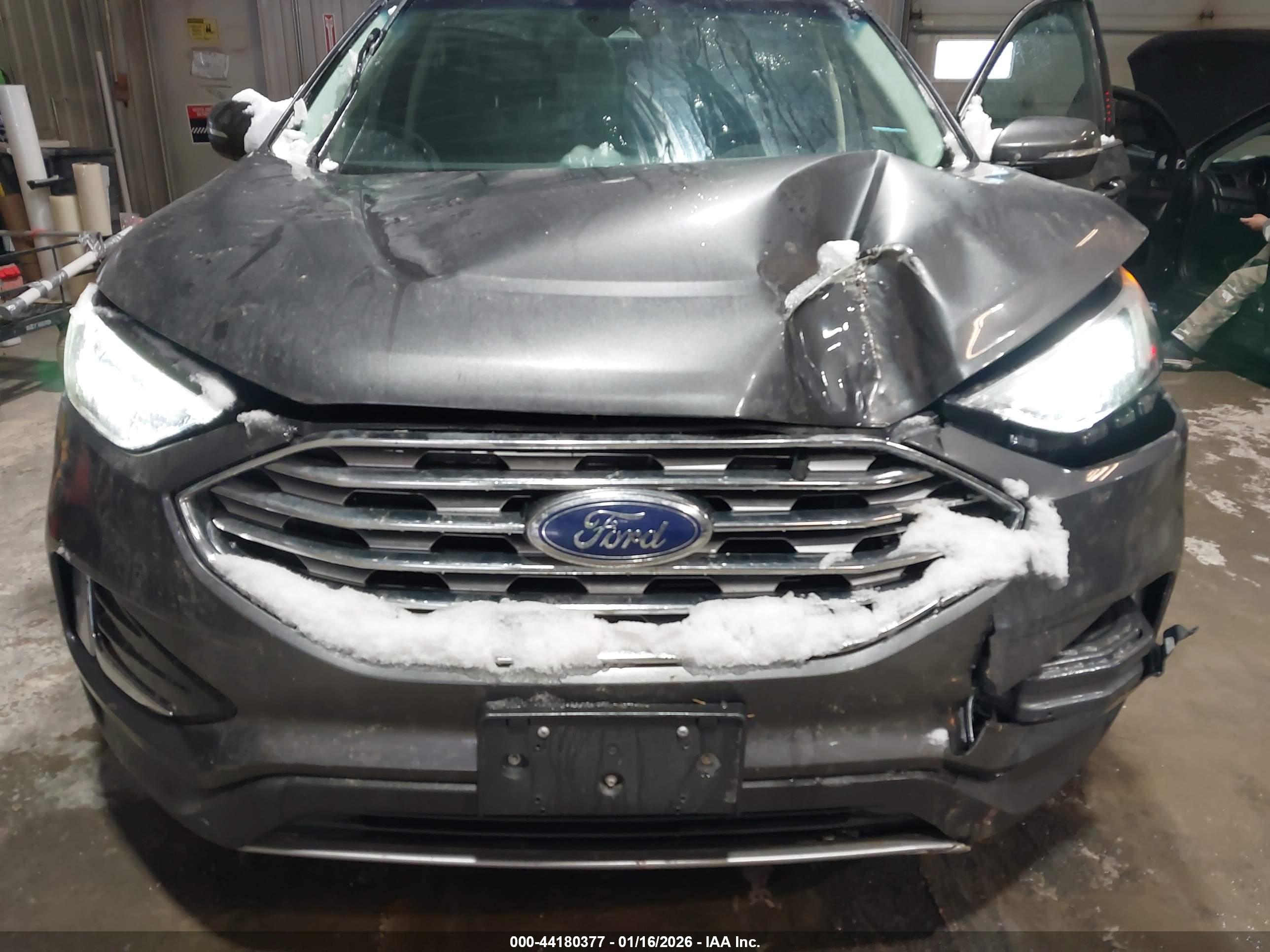 FORD EDGE image 6
