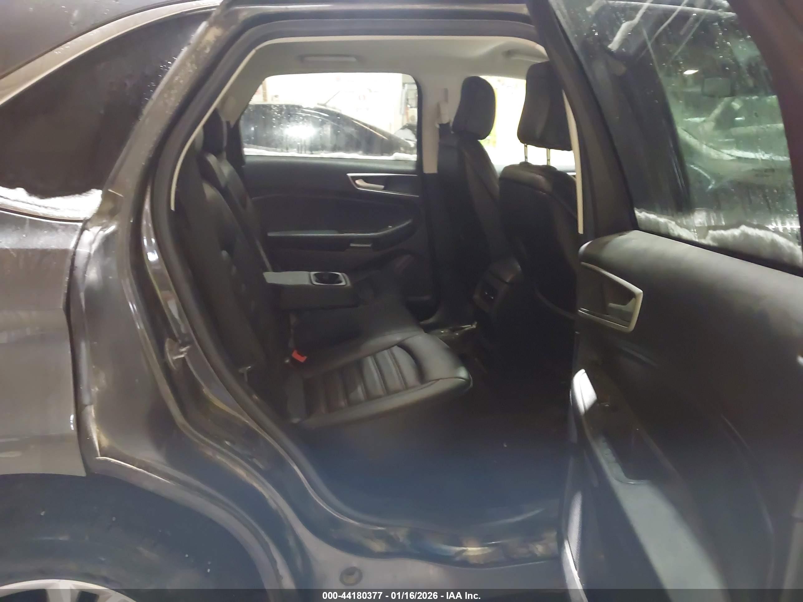 FORD EDGE image 8