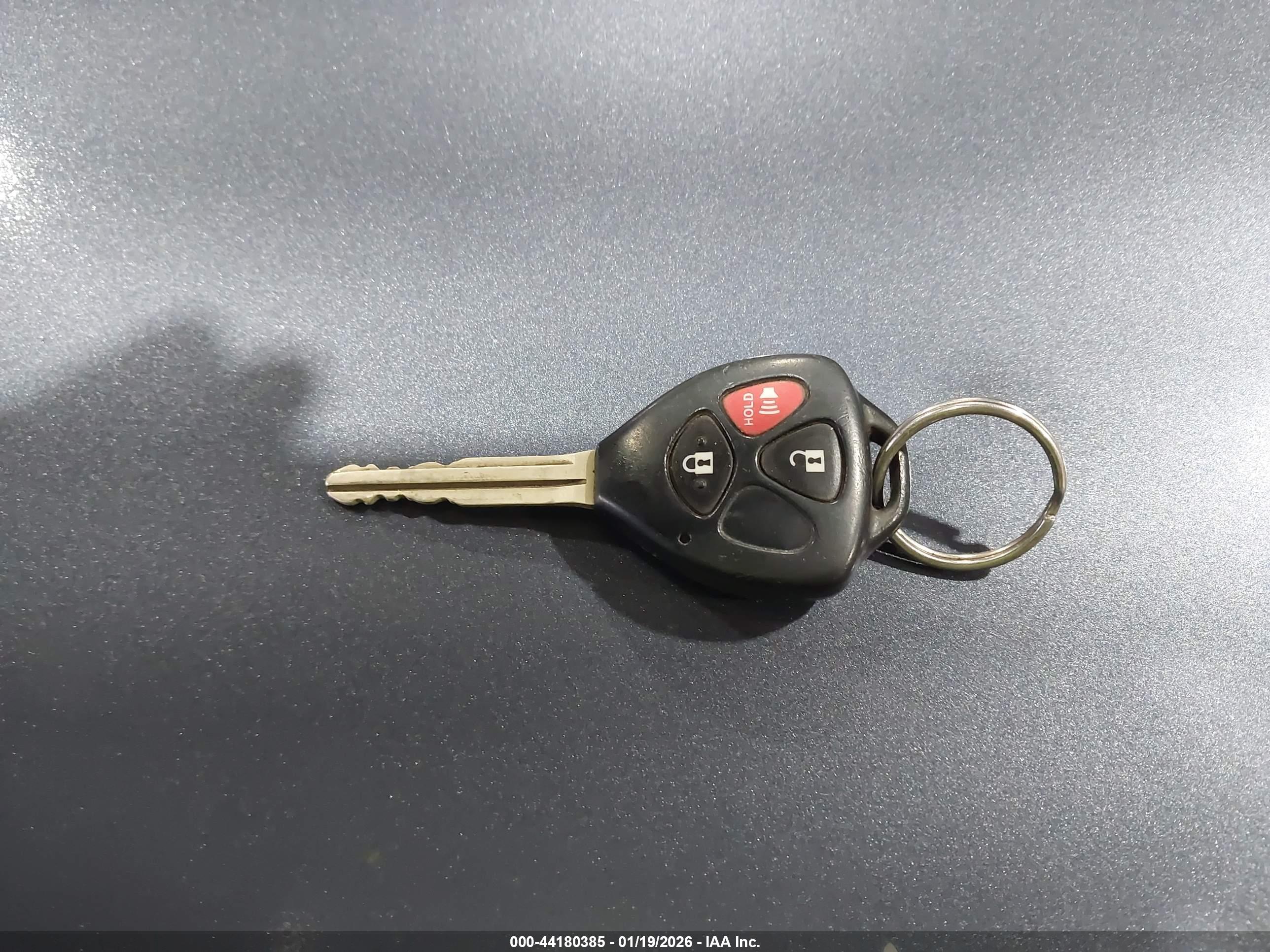PONTIAC VIBE image 11