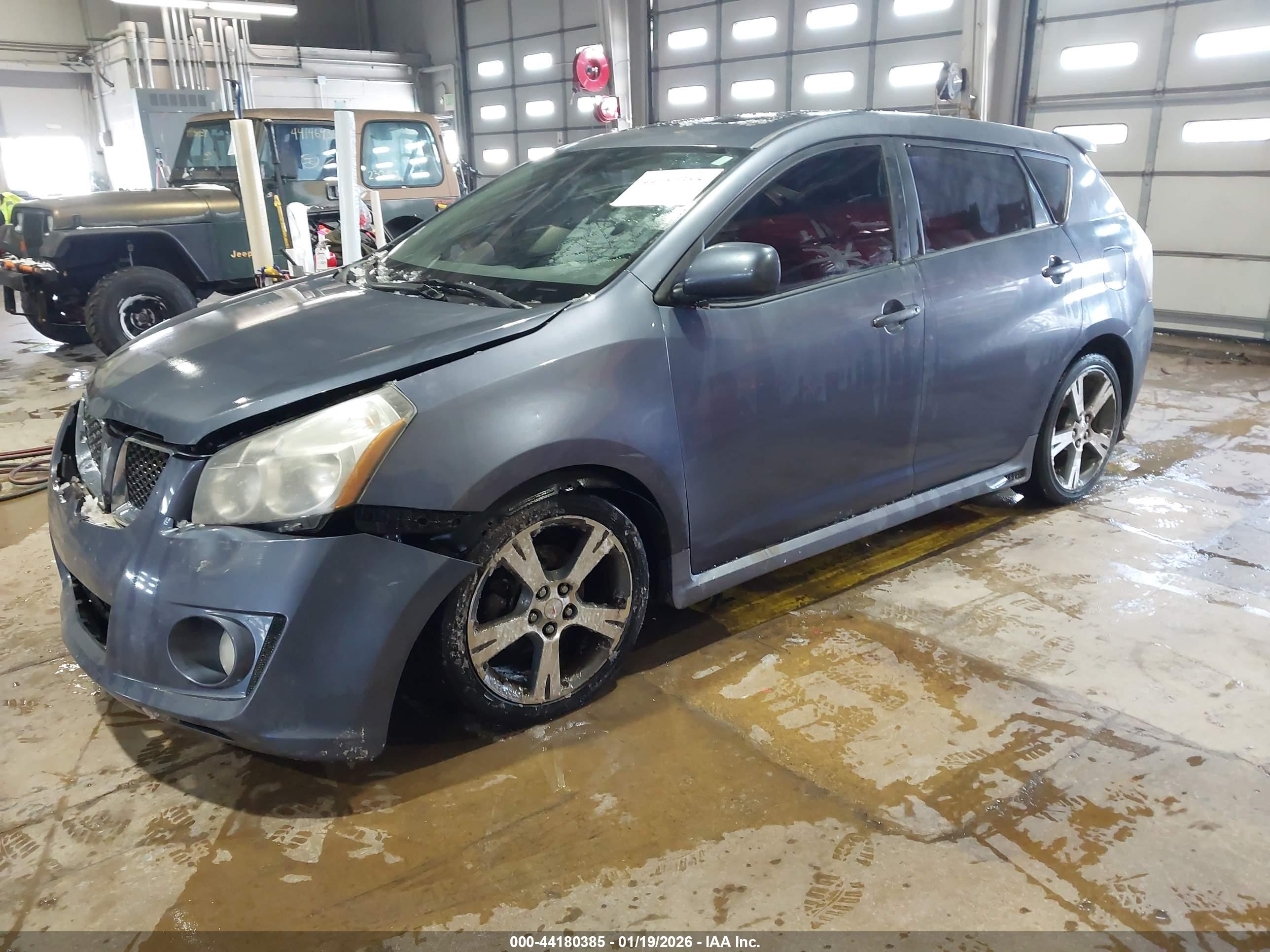 PONTIAC VIBE image 2