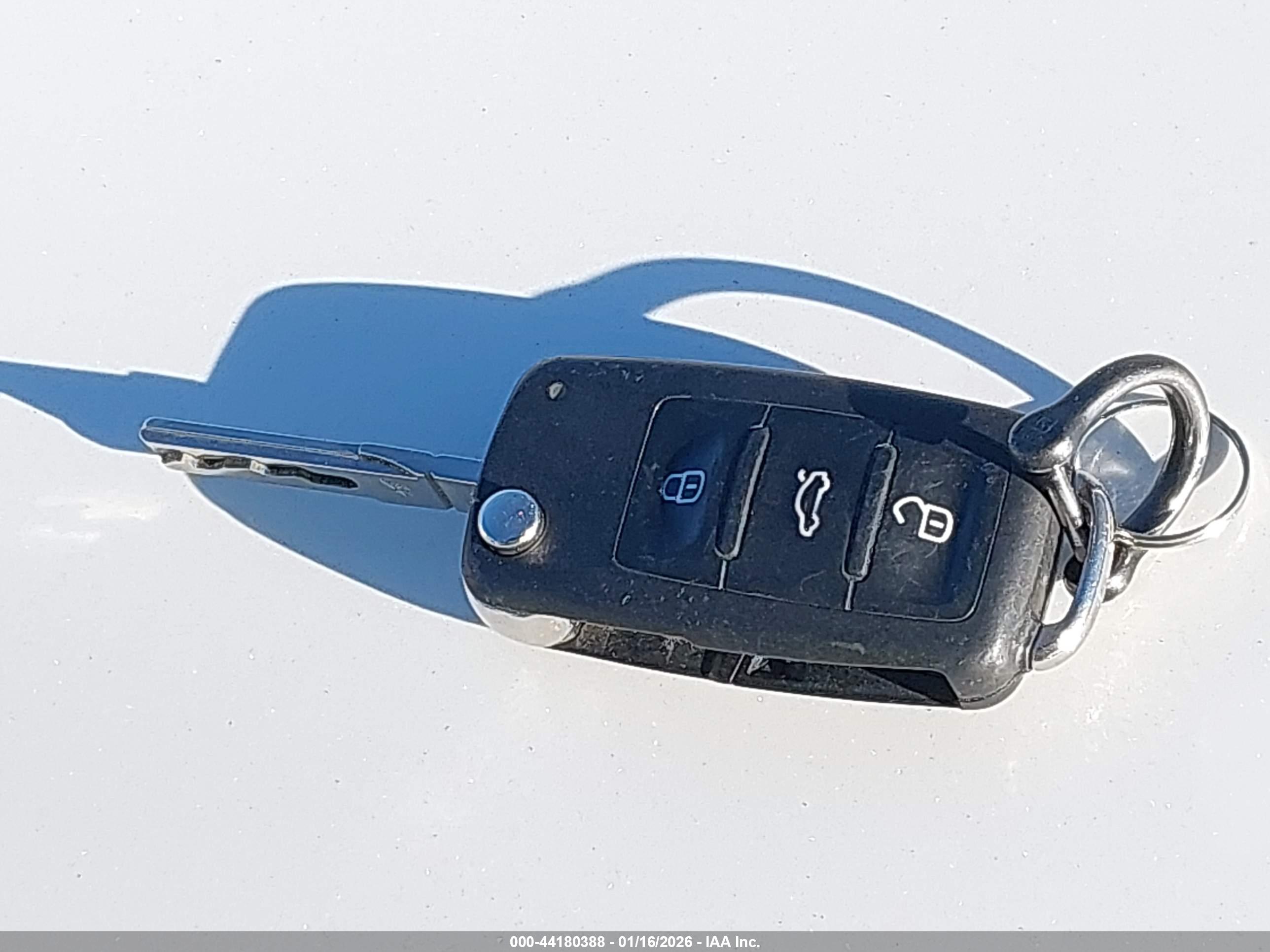 VOLKSWAGEN JETTA image 11