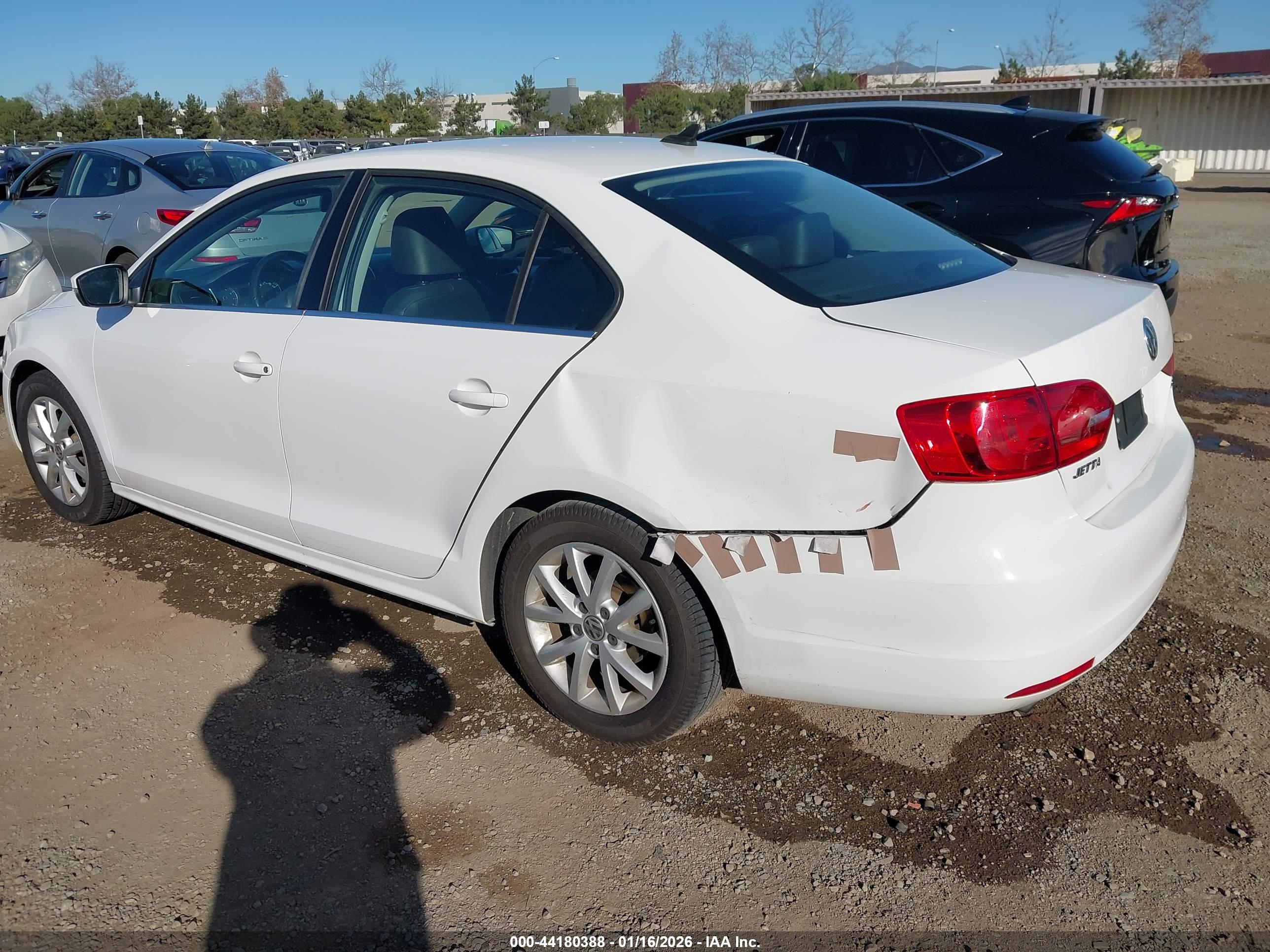 VOLKSWAGEN JETTA image 3